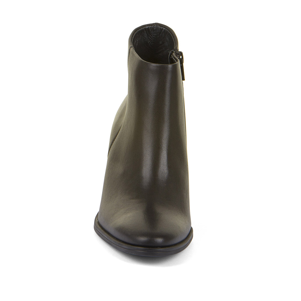 Ženske gležnjače Paul Green