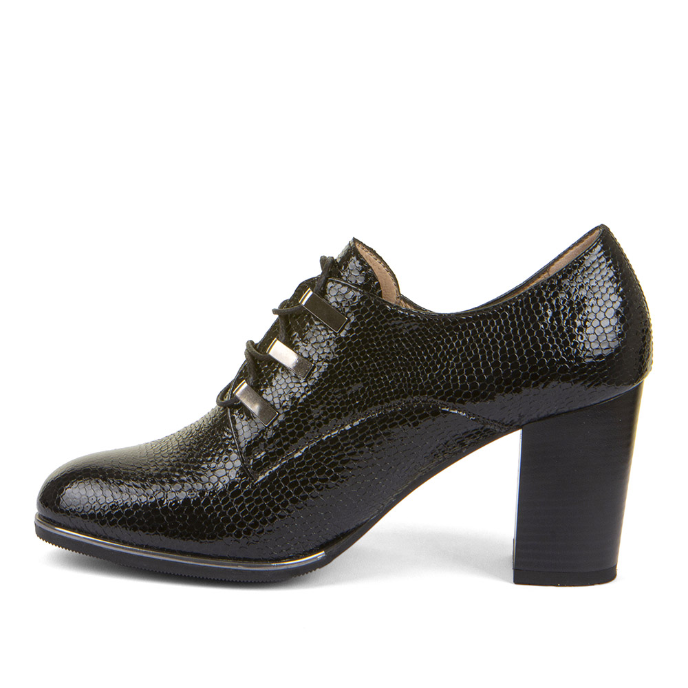 Ženske cipele na petu Stefano