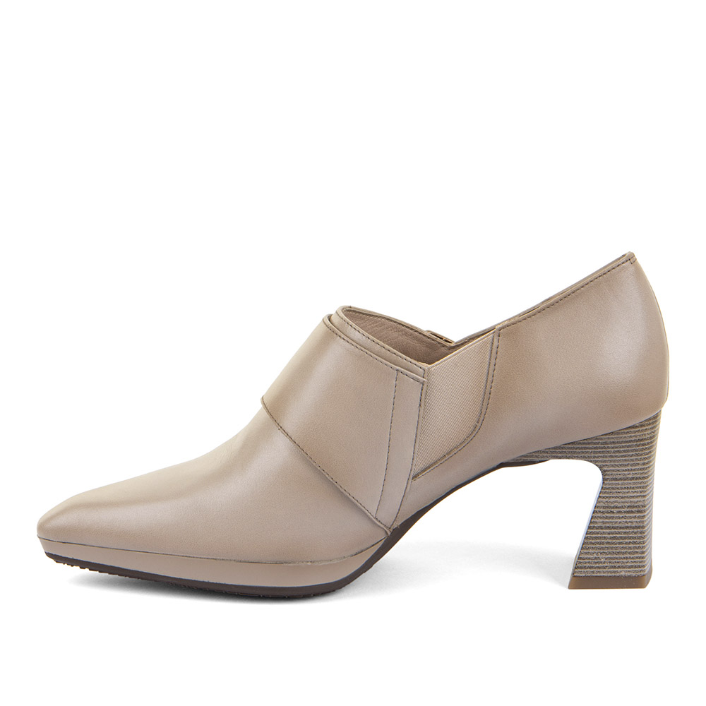 Ženske cipele na petu Hispanitas