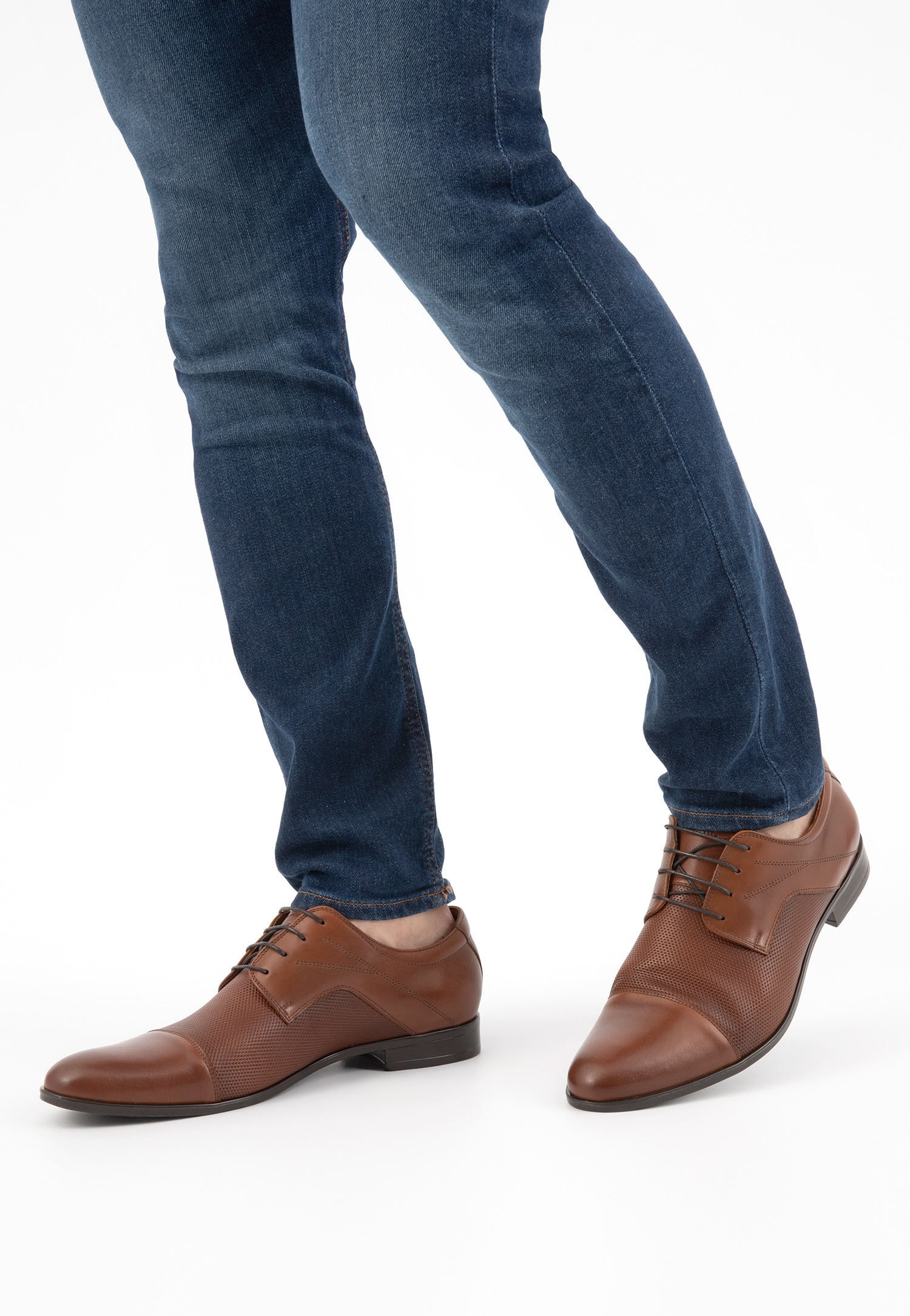 Brązowe eleganckie półbuty męskie w stylu formal