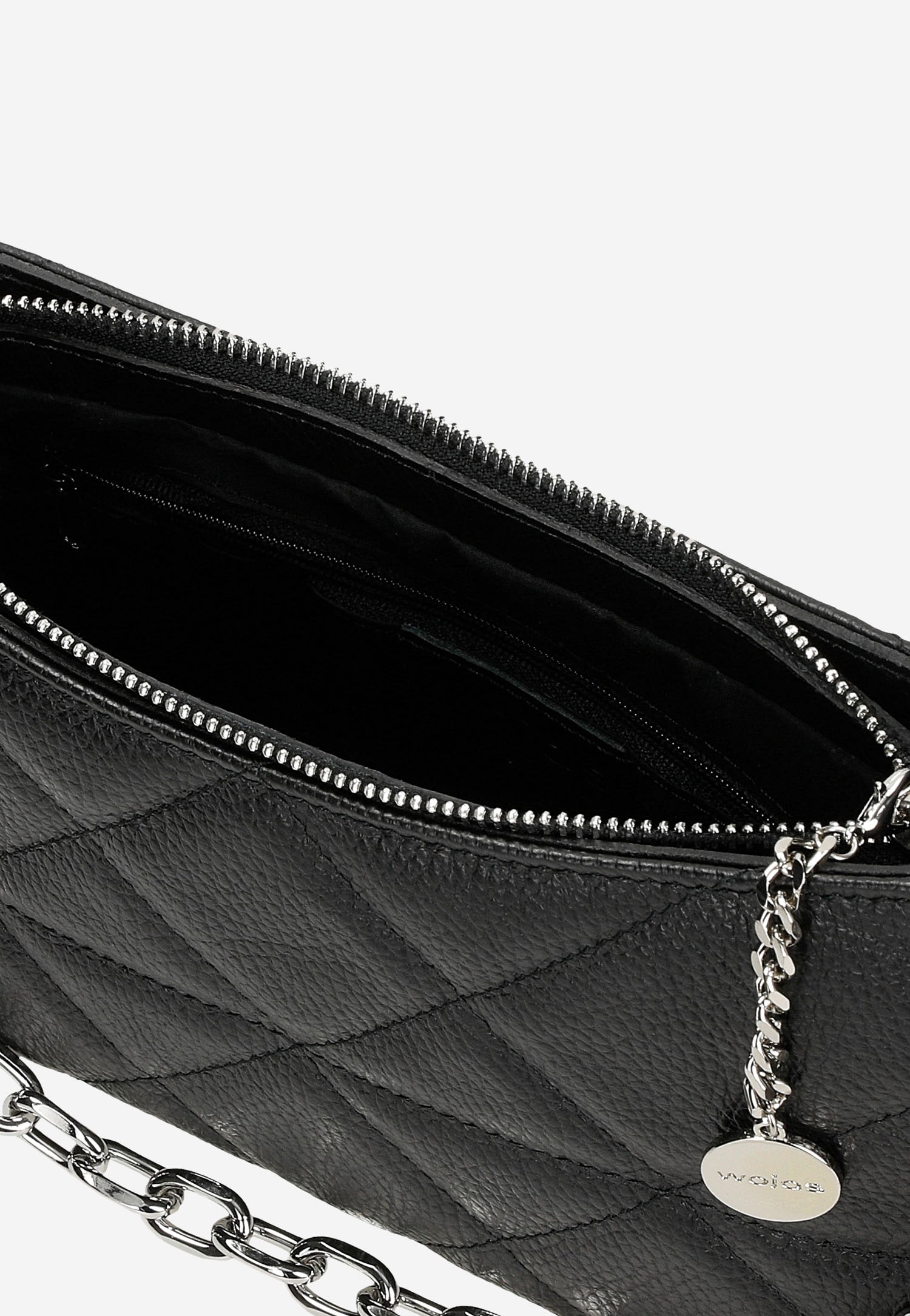 Czarna pikowana torebka damska z łańcuszkiem