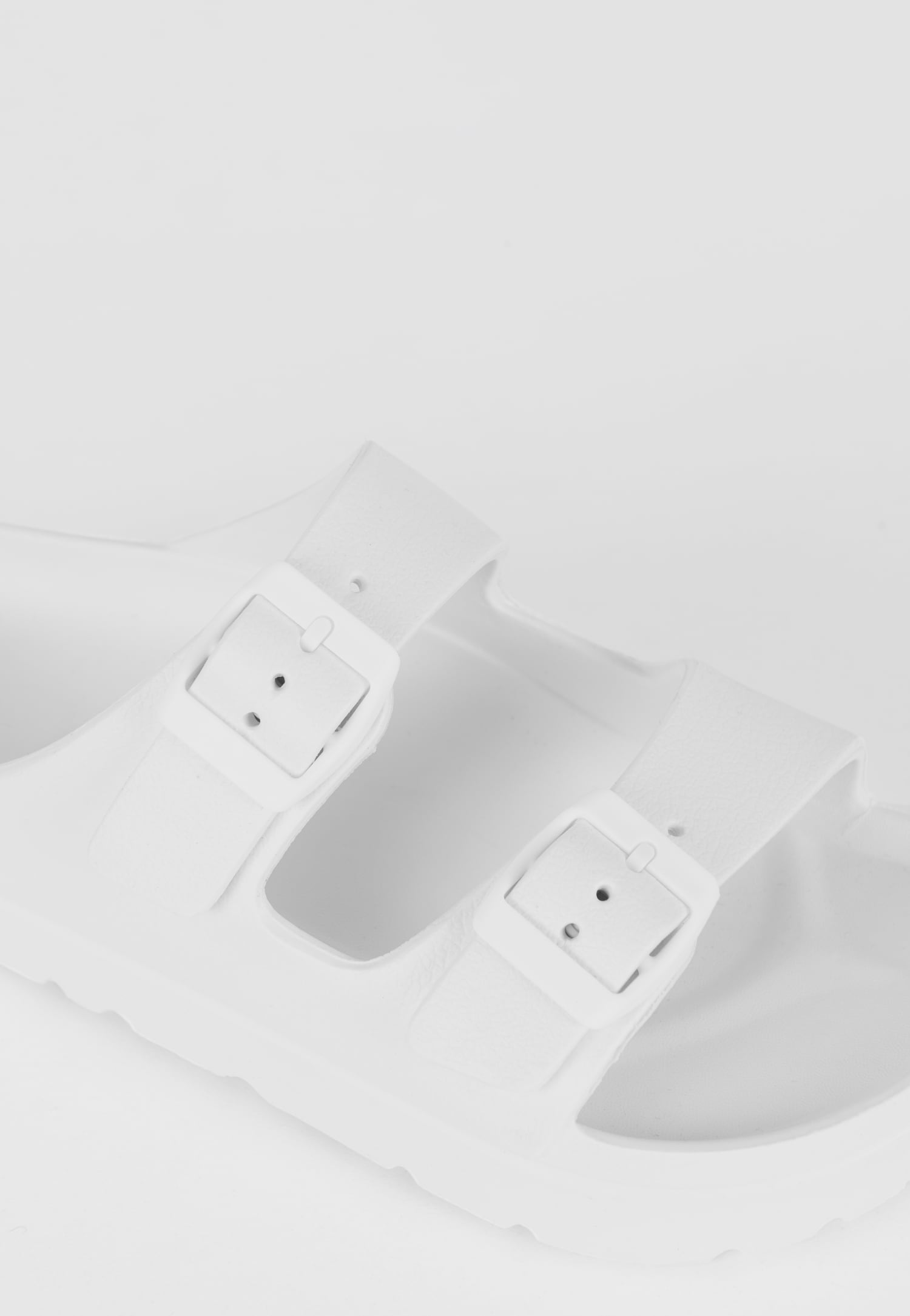 WJS białe gumowe klapki damskie na platformie