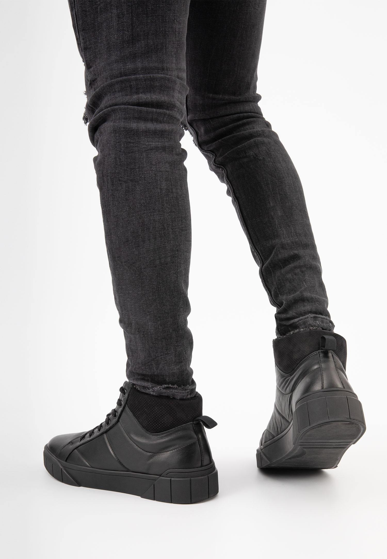 Czarne wysokie trampki męskie