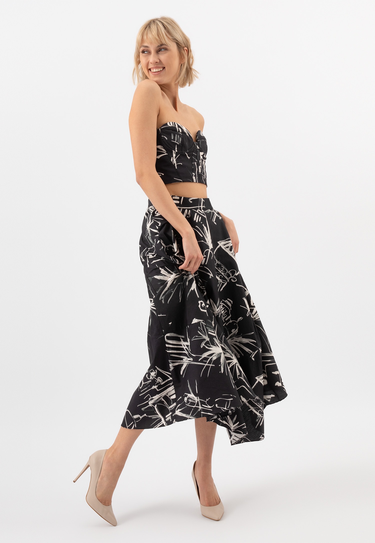 Beżowe eleganckie czółenka damskie na wysokiej szpilce