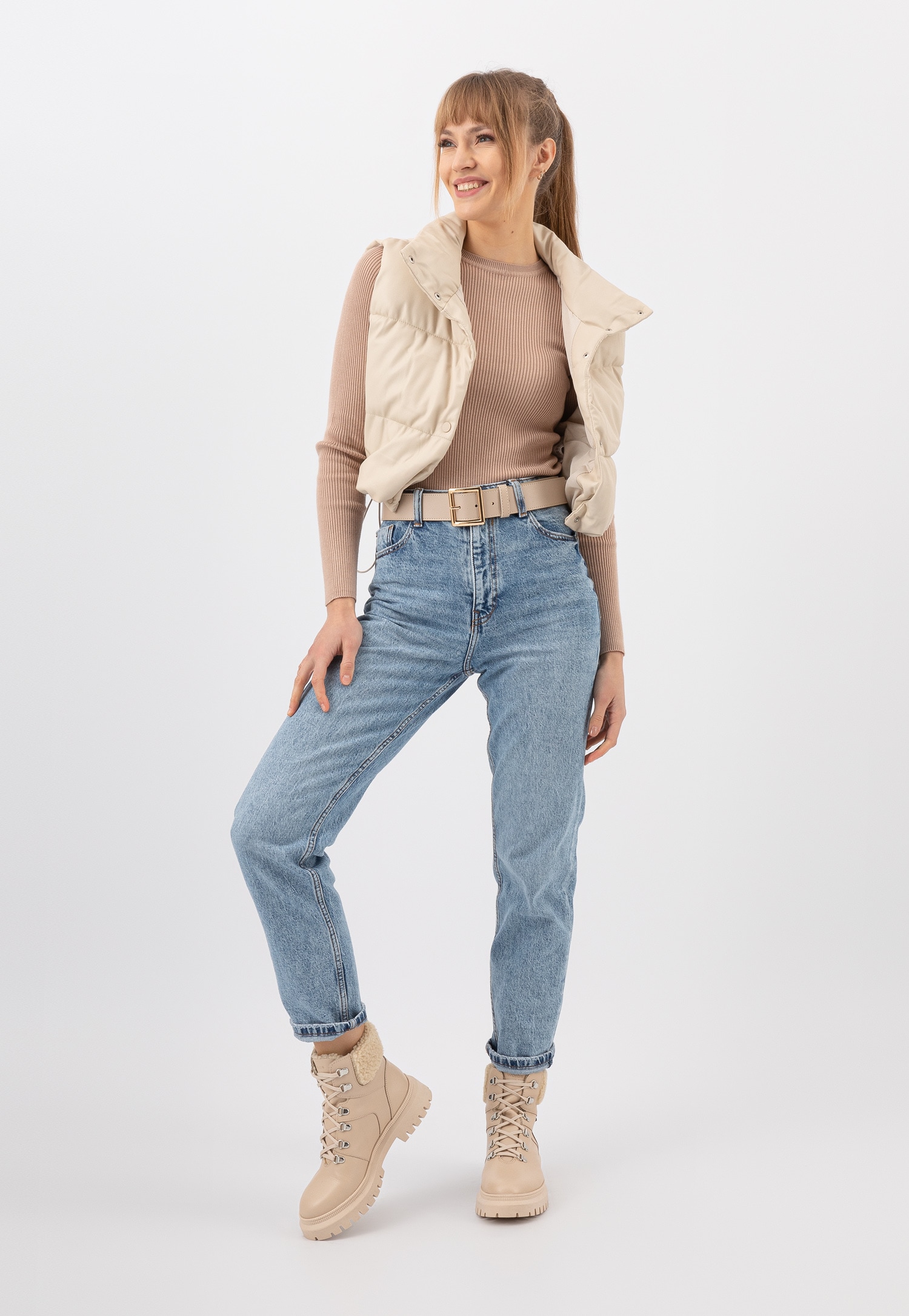 Beżowe ocieplane trzewiki damskie ze skóry licowej