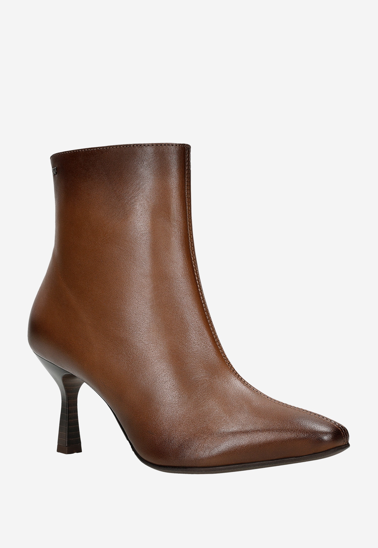 Brązowe botki damskie na oryginalnym obcasie