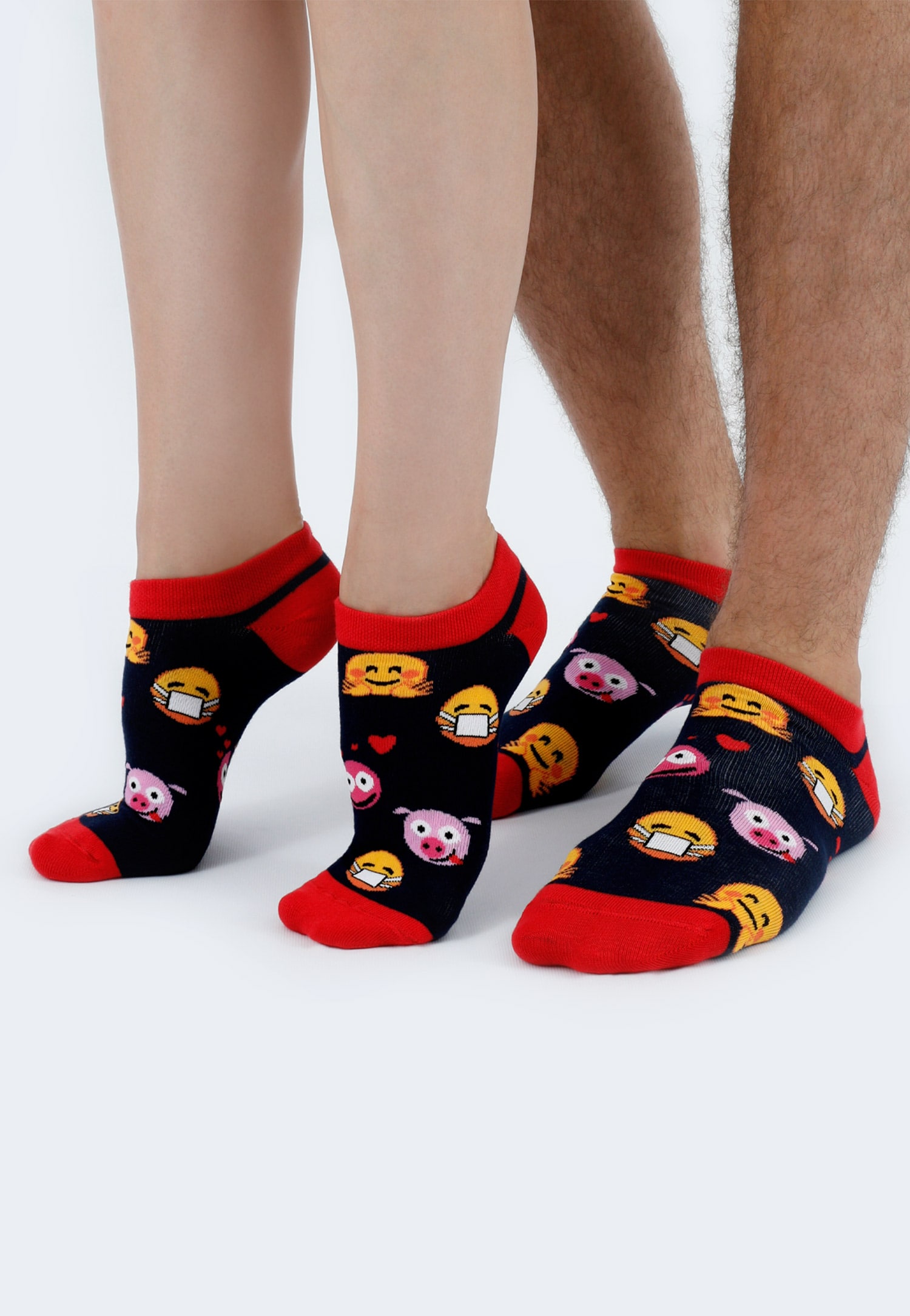 Granatowo-czerwone wesołe stopki