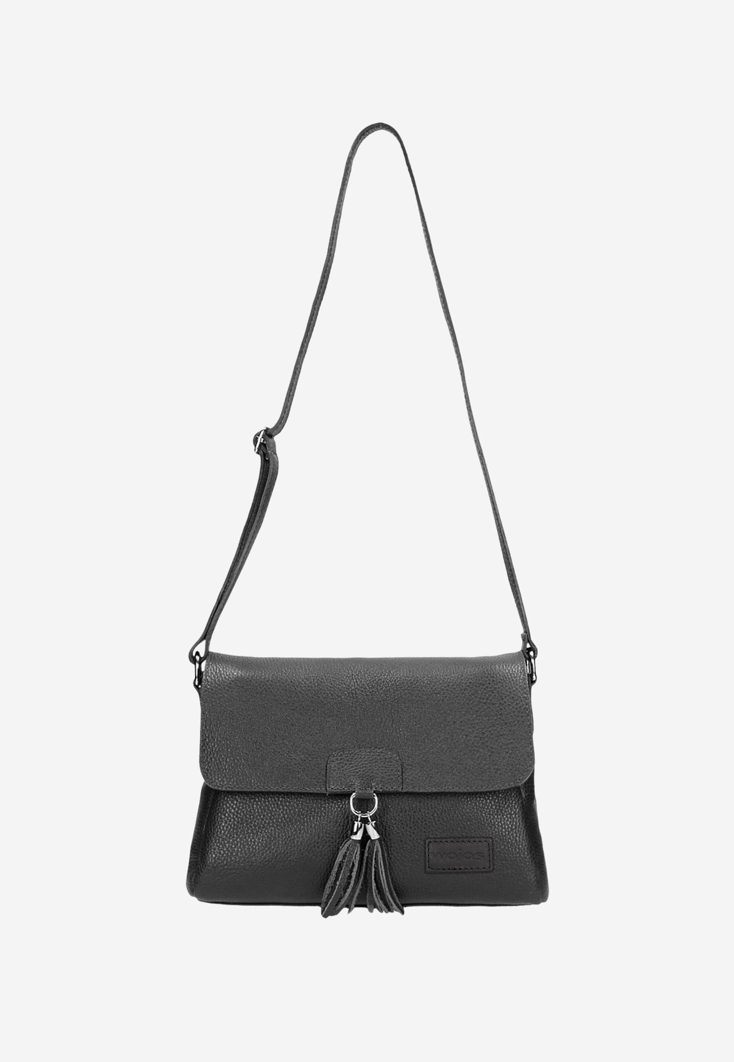 Skórzana torebka z ozdobnymi frędzelkami