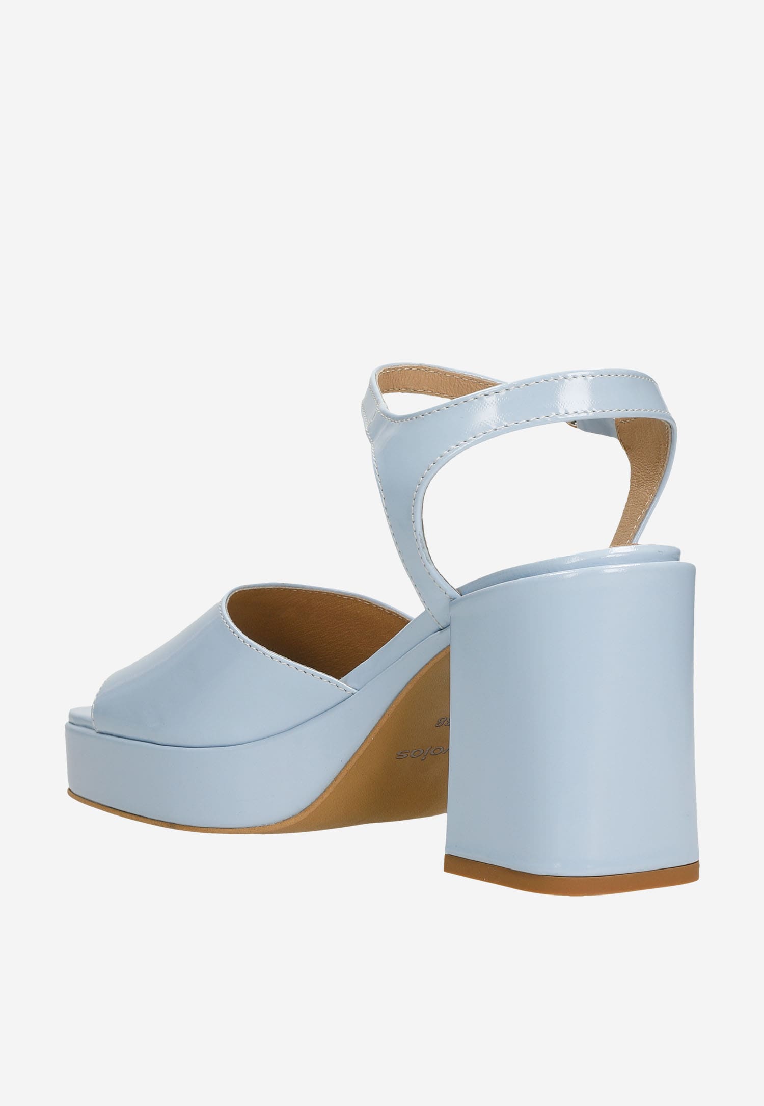 Białe sandały damskie na masywnym obcasie