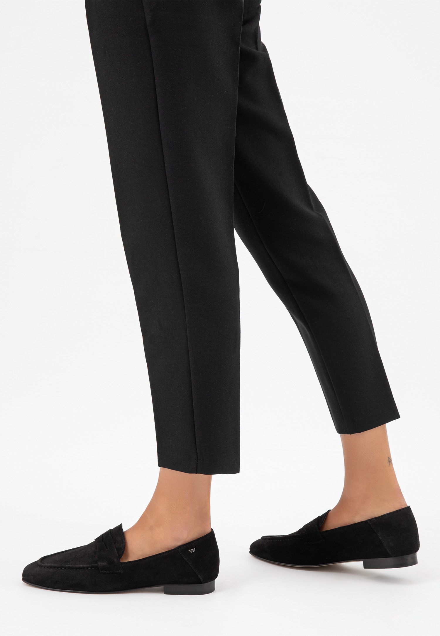 Czarne mokasyny damskie na płaskiej podeszwie