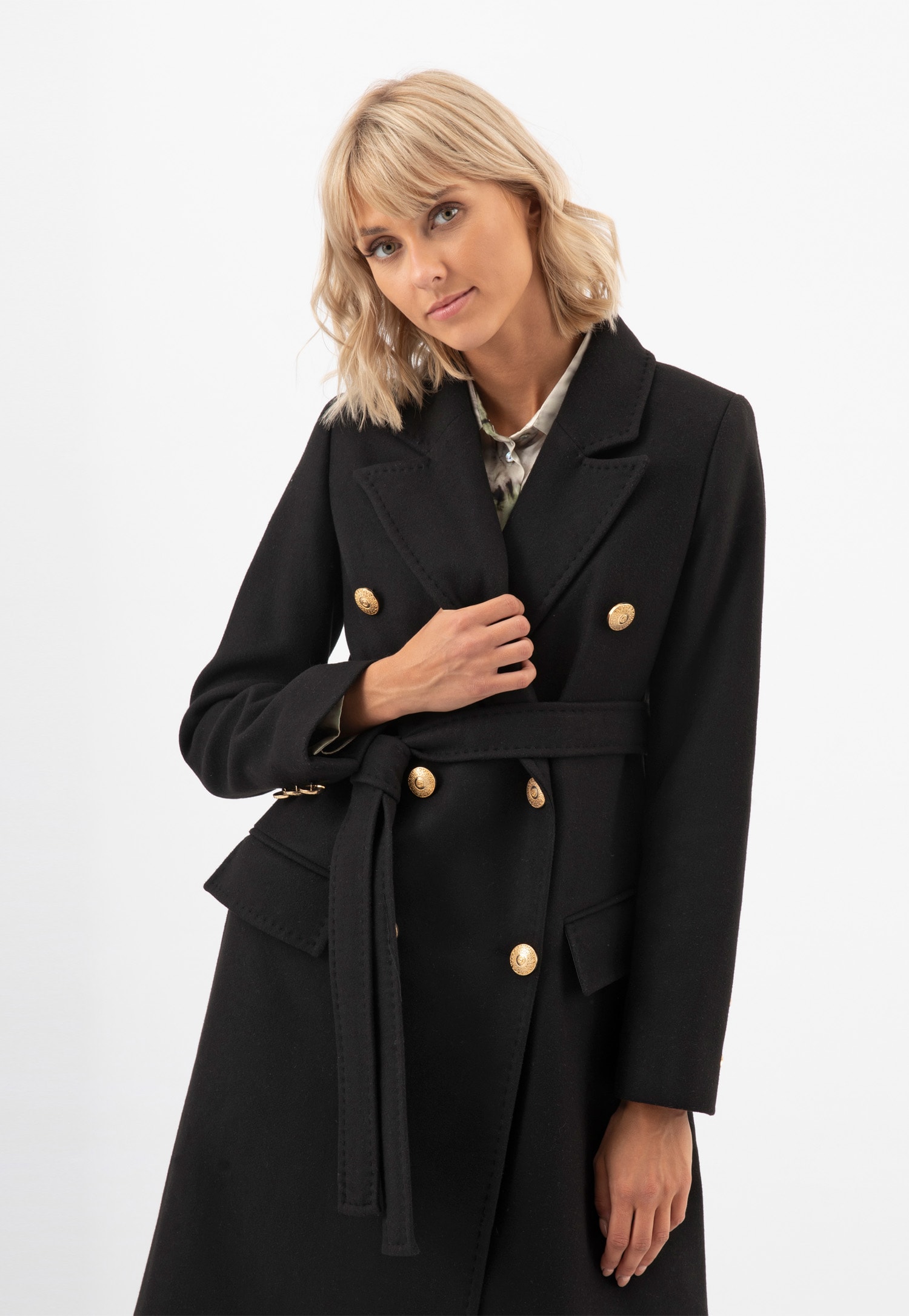 RELAKS elegancki czarny płaszcz damski