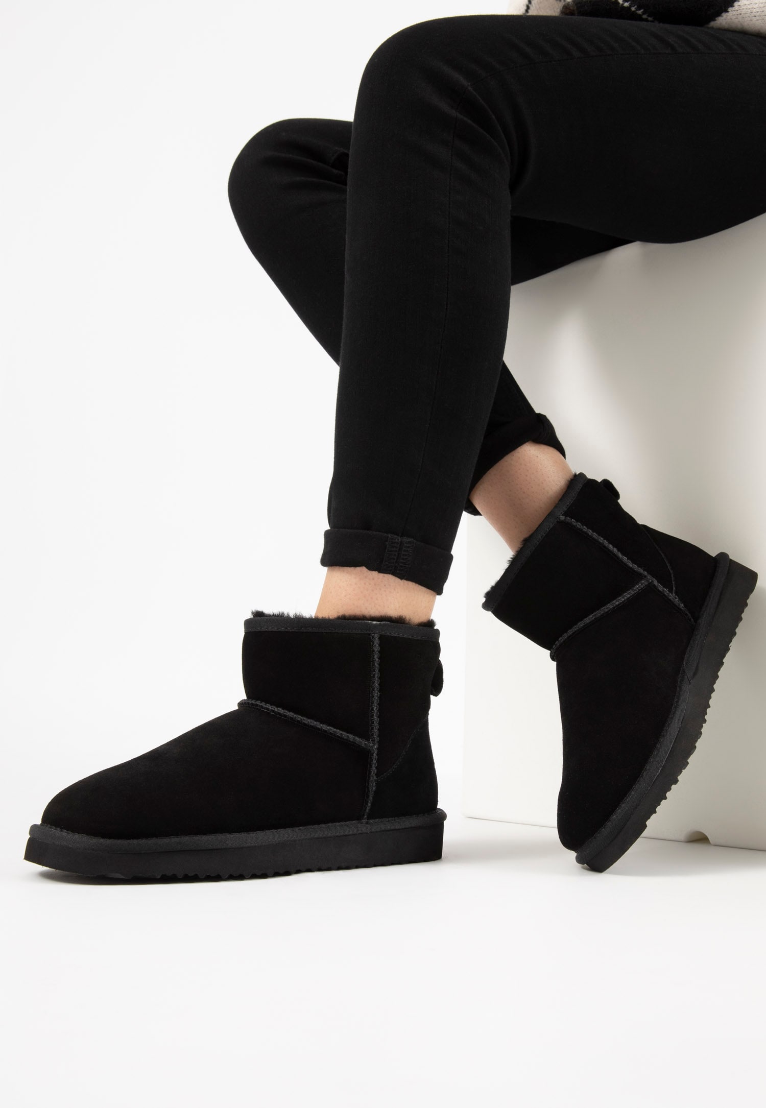 RELAKS ciepłe czarne Śniegowce damskie