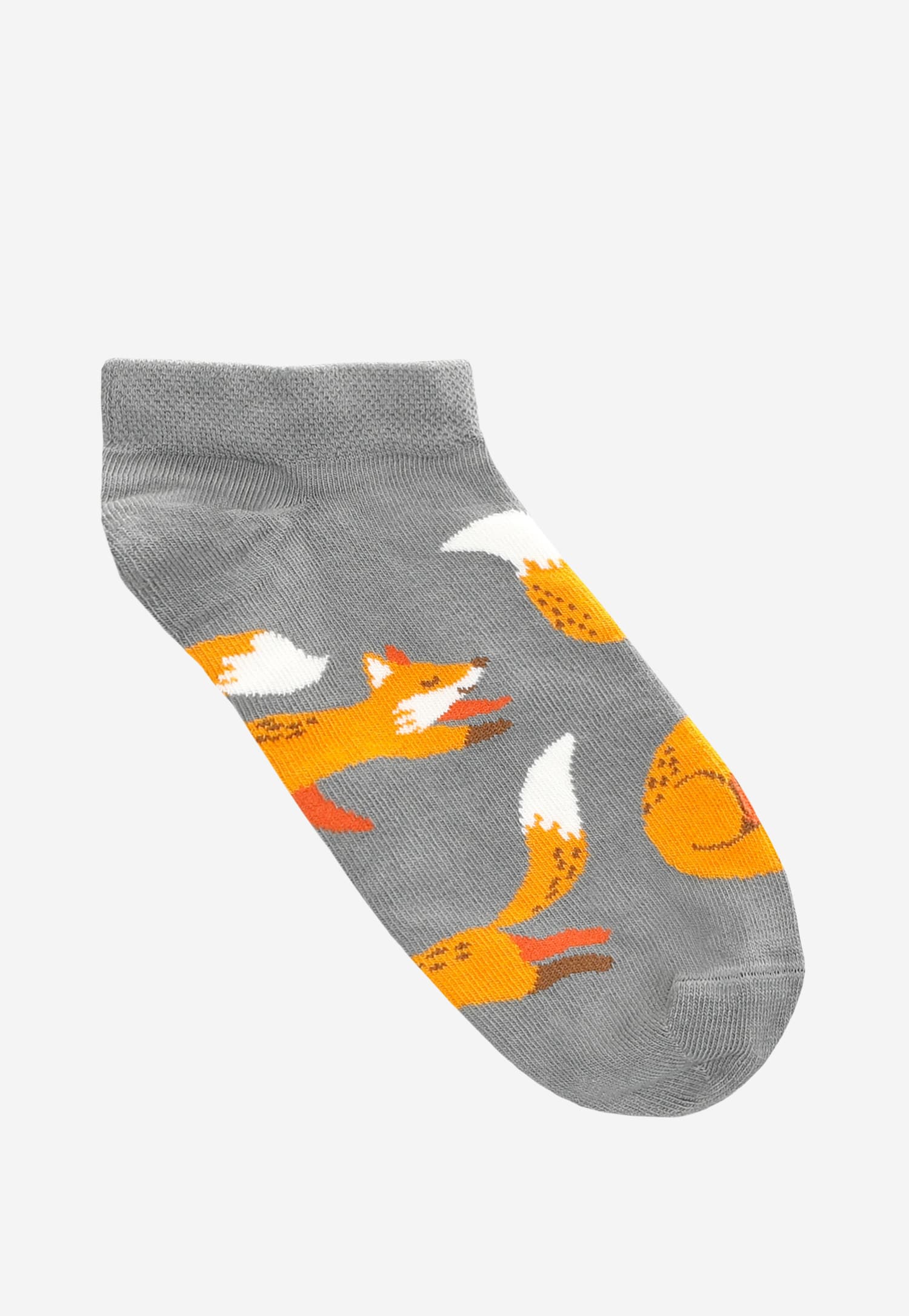 Popielate stopki z lisem