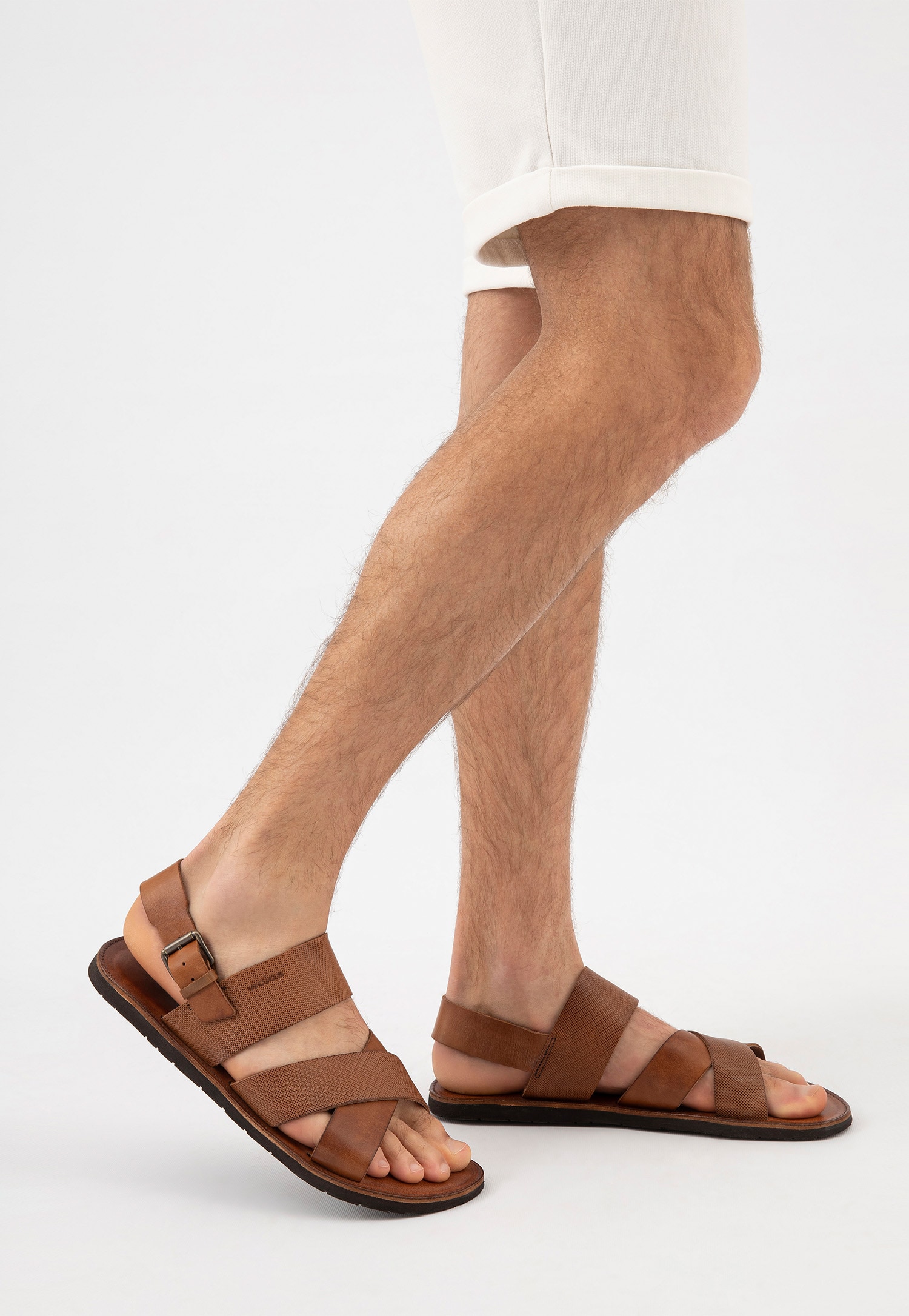 Skórzane sandały męskie w kolorze brązowym