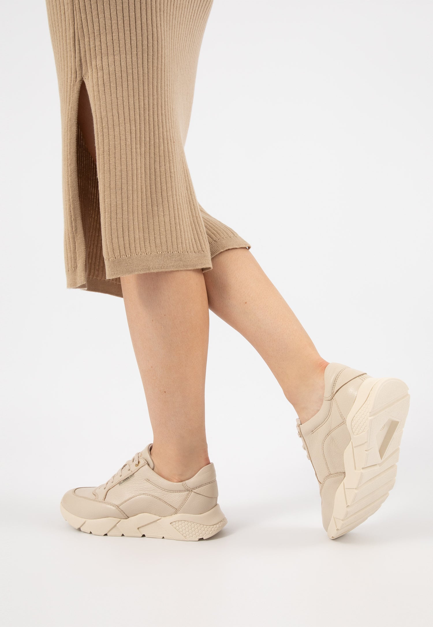 Czarne półbuty damskie