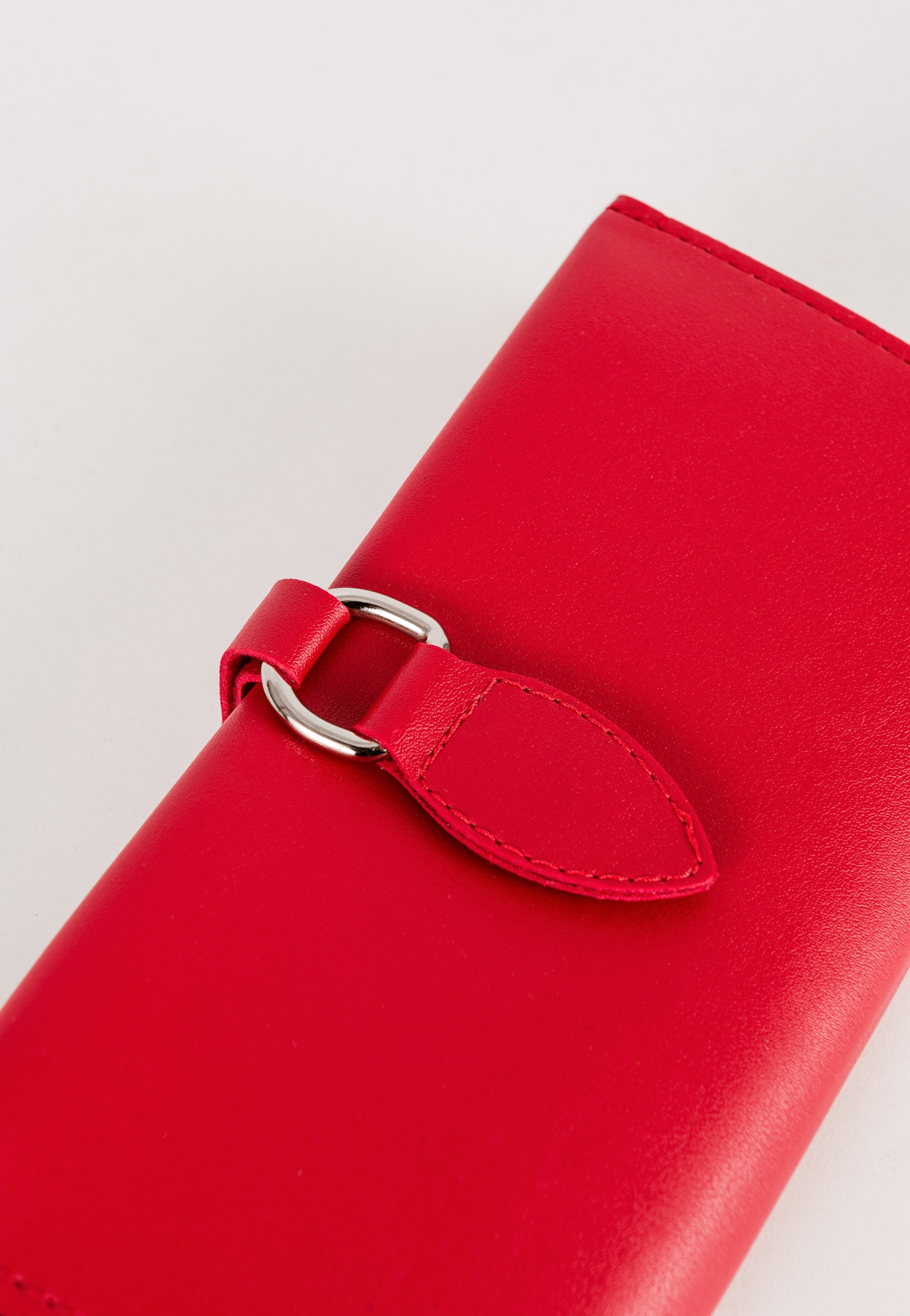 WJS zgrabny czerwony portfel damski