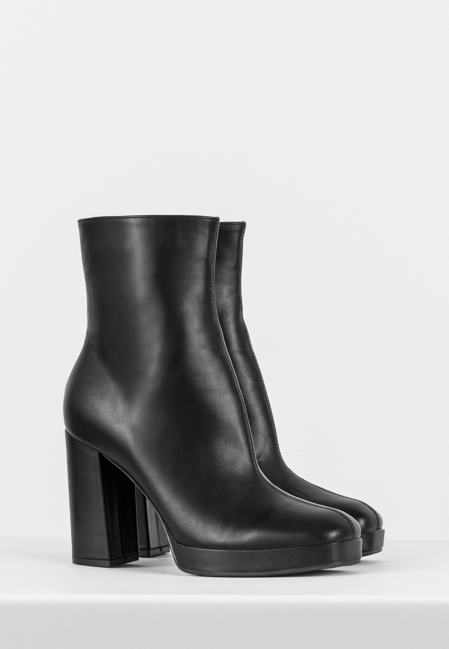 WJS czarne botki damskie na wysokim obcasie