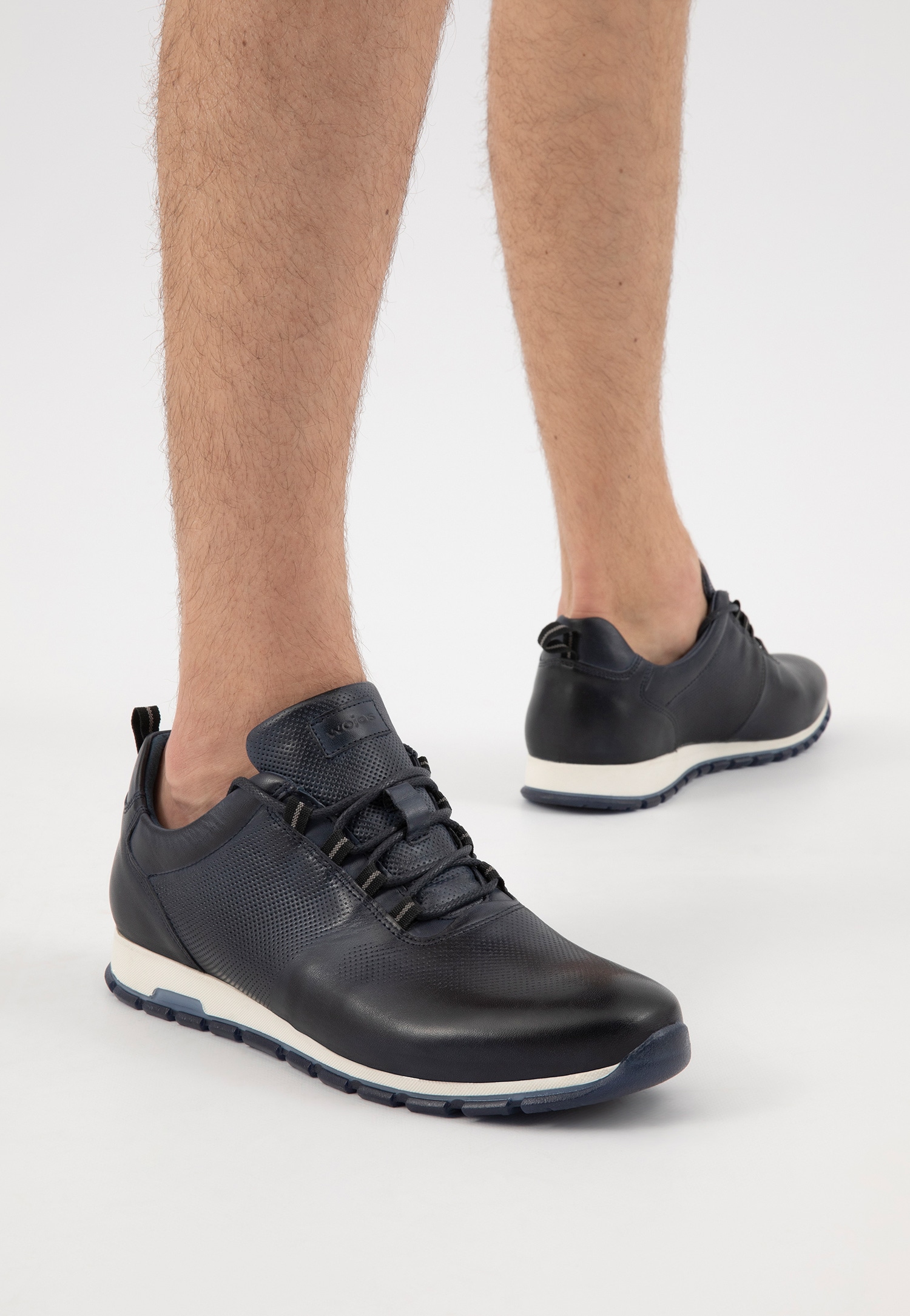 Sneakersy męskie z ciemnobrązowej skóry licowej