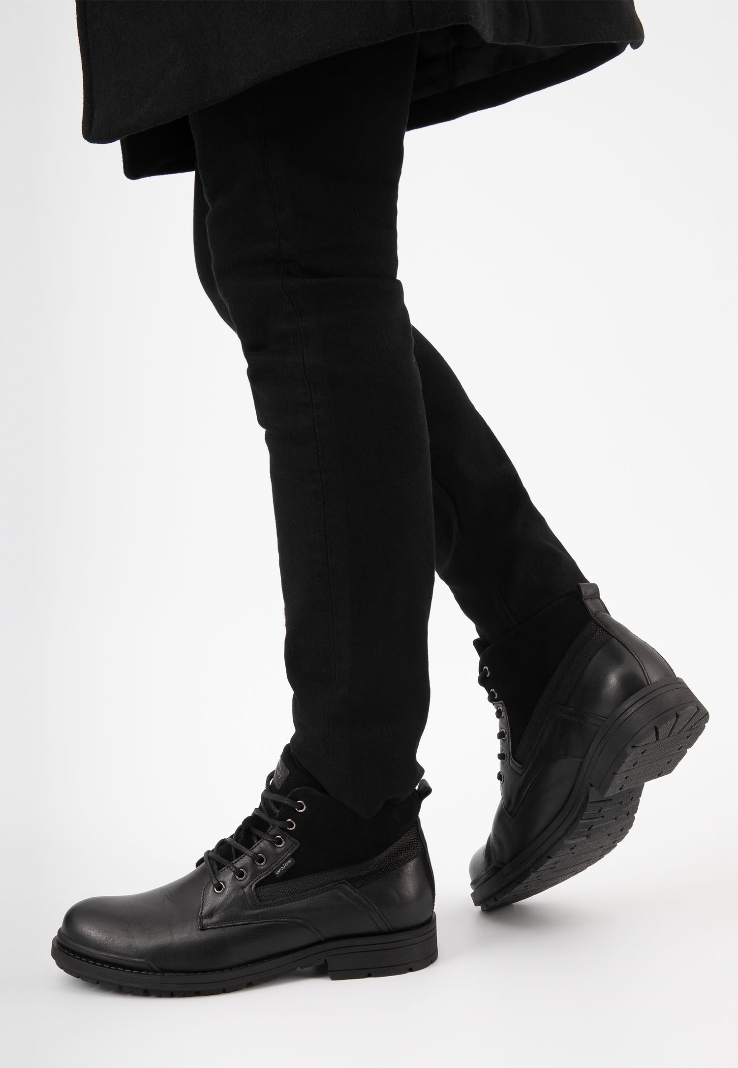 Czarne ocieplane trzewiki męskie typu workery