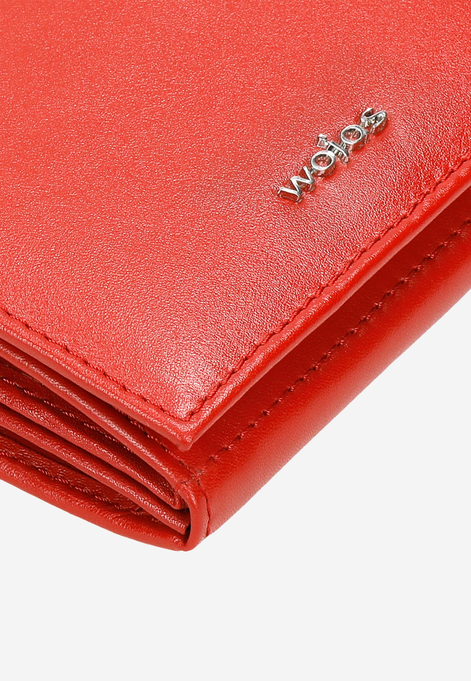 Czarny klasyczny portfel damski ze skóry licowej