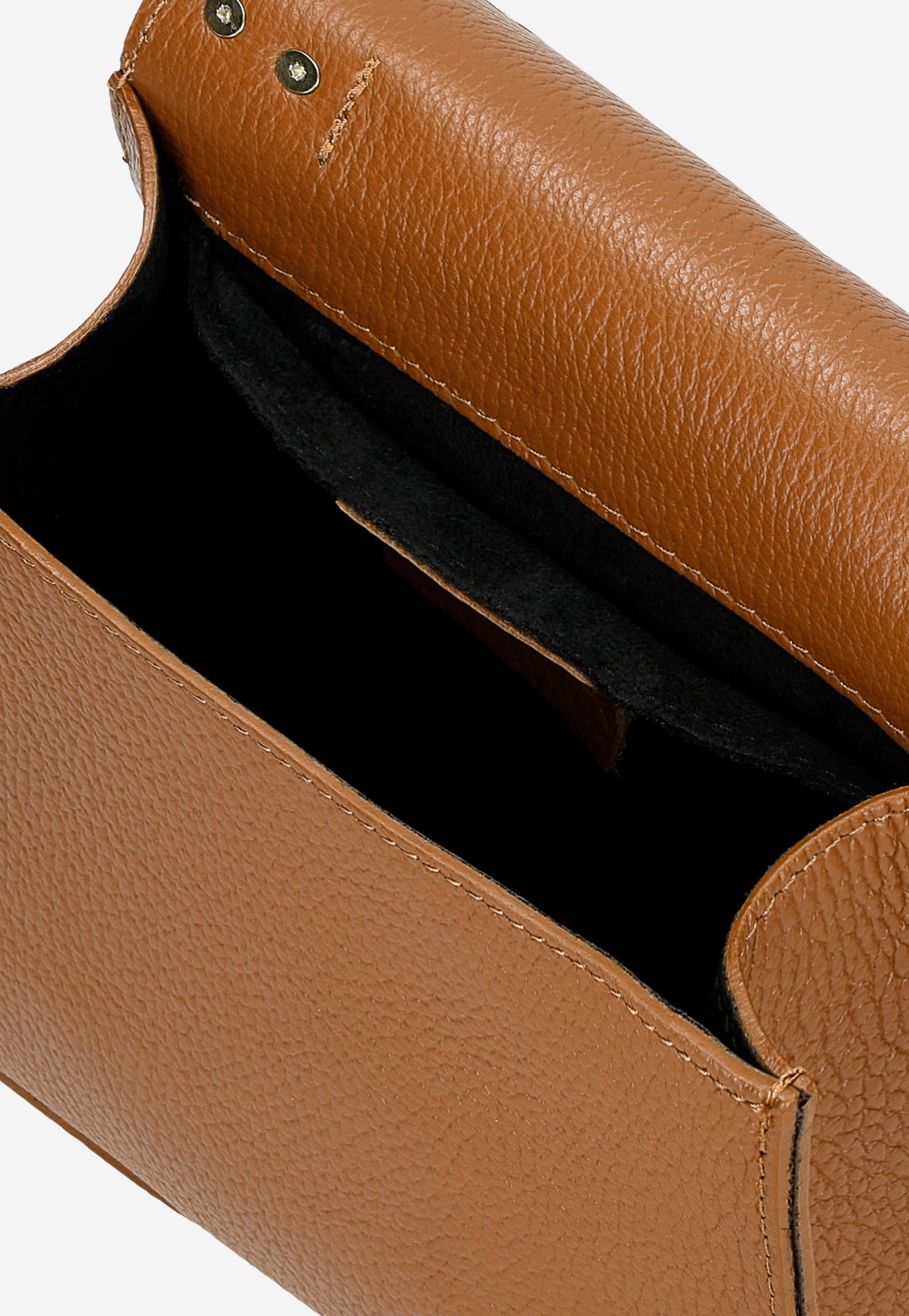 Jasnobrązowa torebka typu kuferek