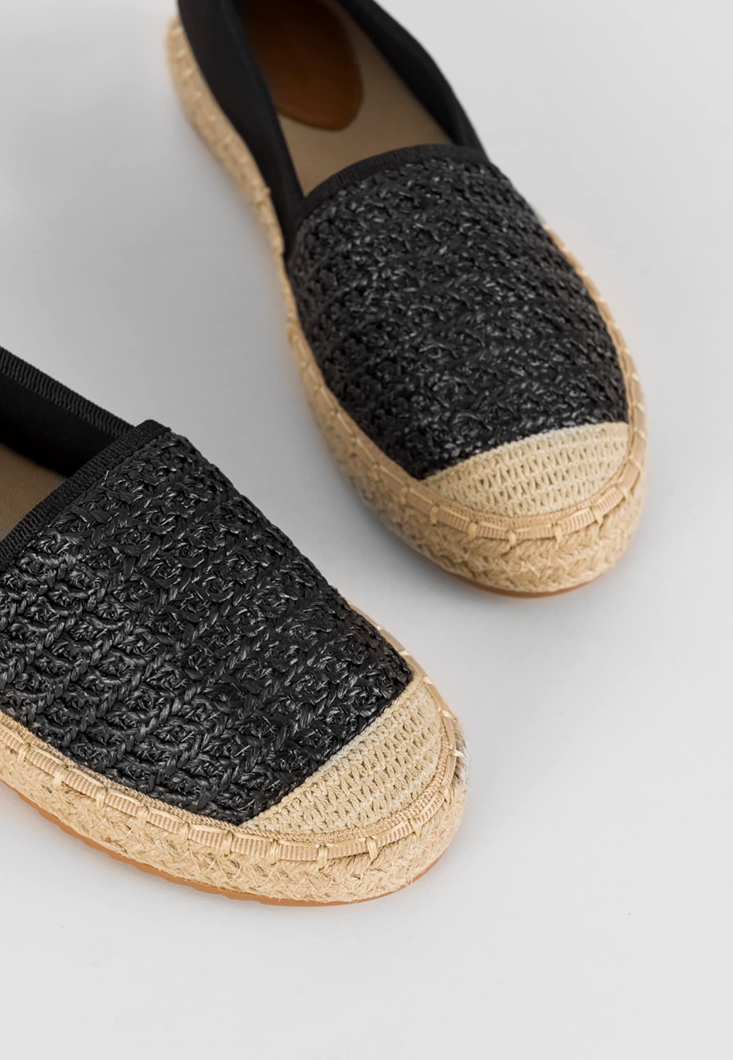 WJS czarne espadryle damskie ze sznurkiem jutowym wokół podeszwy