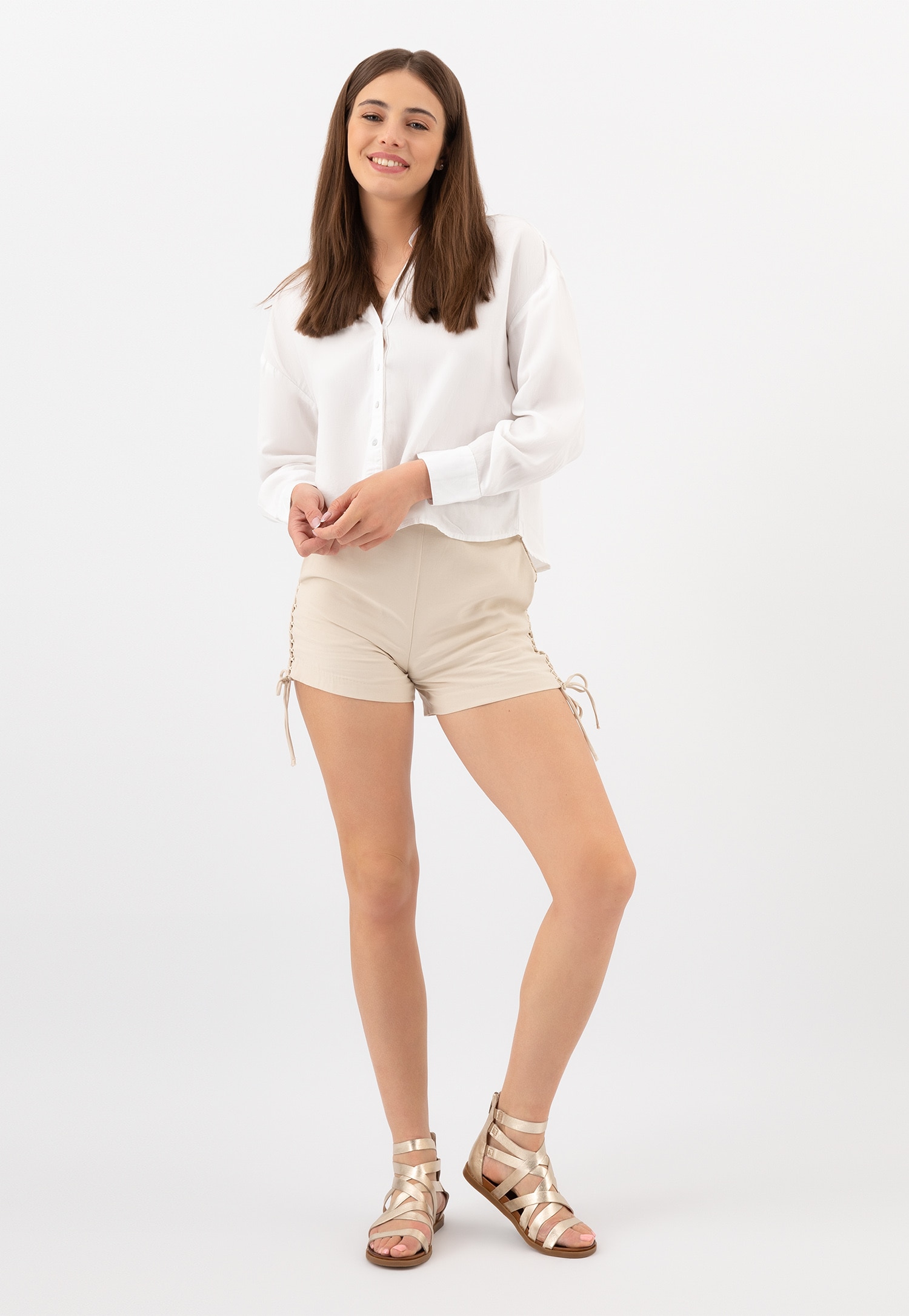 Skórzane złote sandały damskie na płaskiej podeszwie