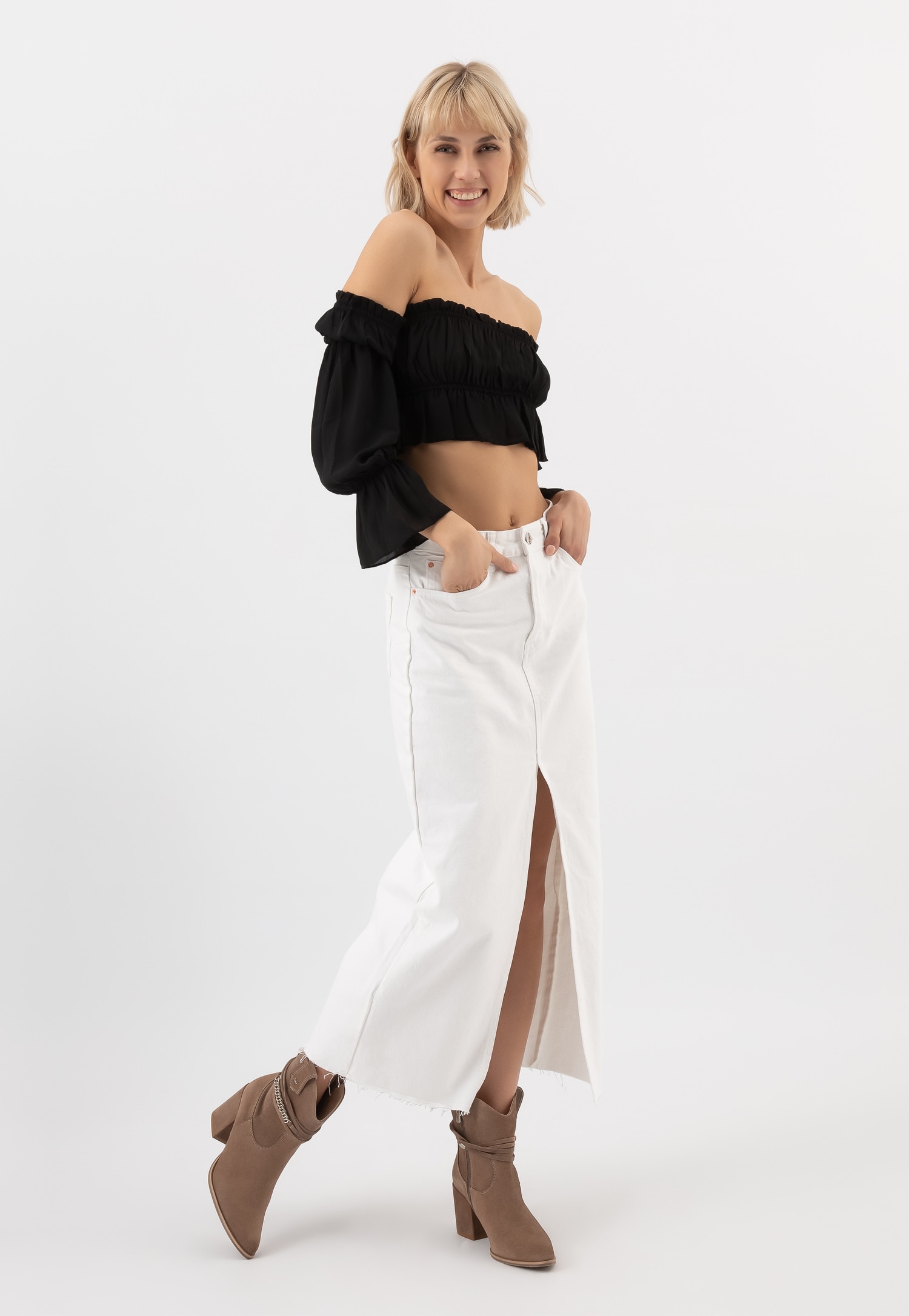 Czarne kowbojki damskie z dwoiny welurowej na obcasie