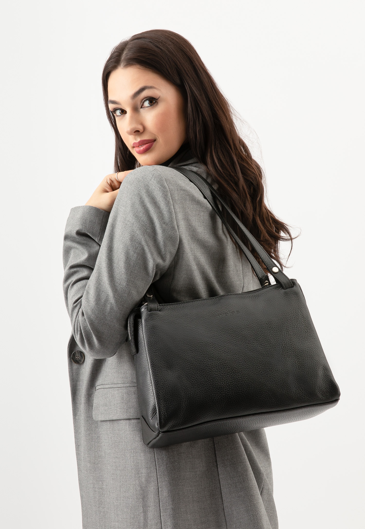 Duża skórzana torebka damska w kolorze beżowym