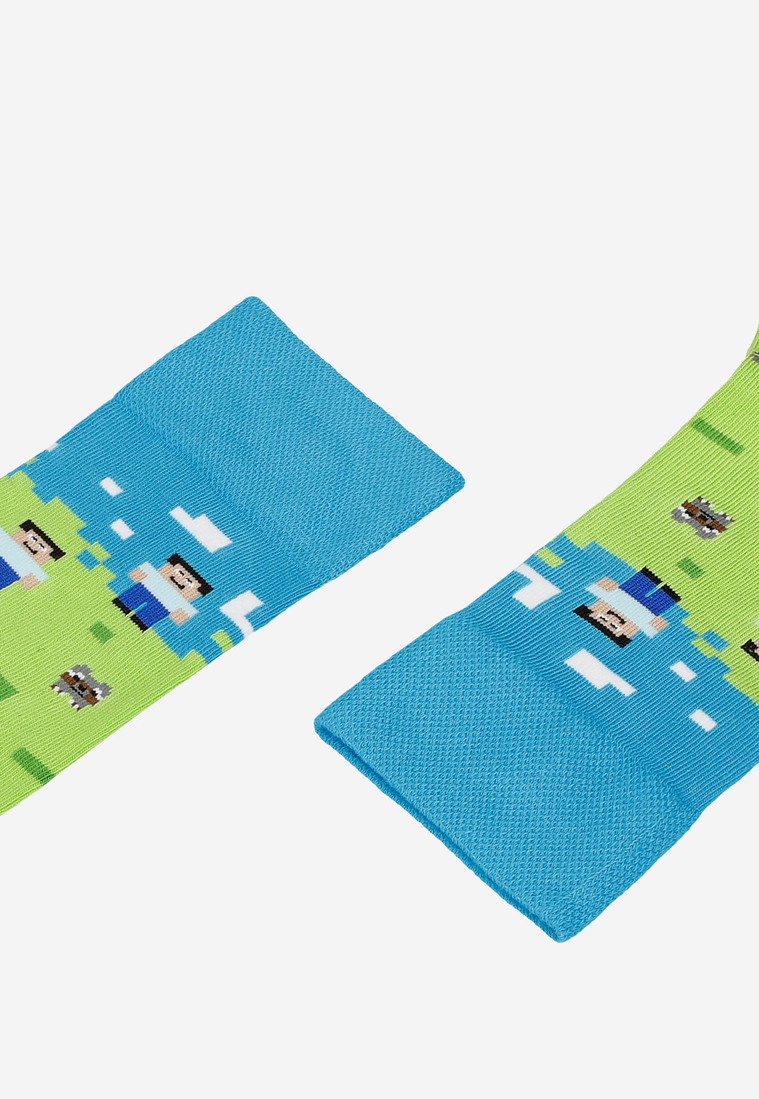 Zielono-niebieskie skarpety w pikselowy motyw