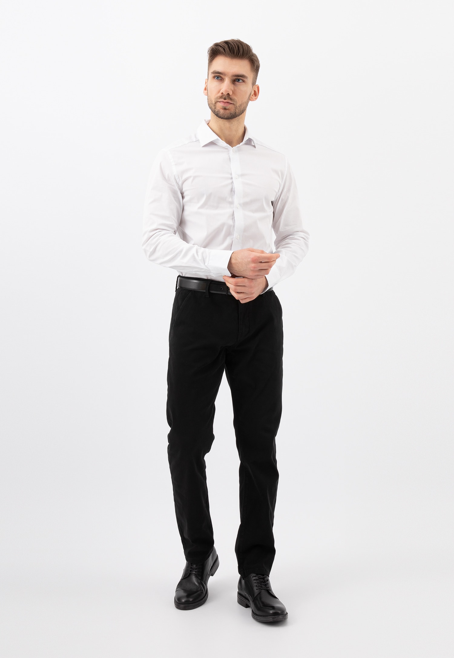 Brązowe klasyczne półbuty męskie w stylu miejskim