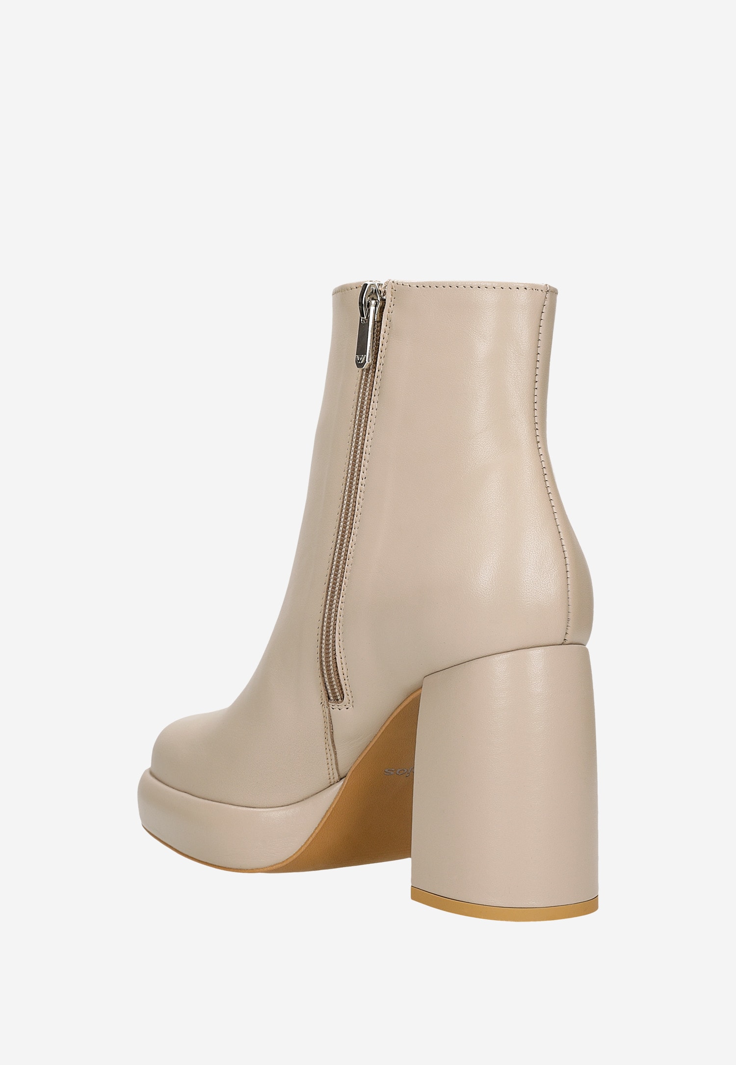 Beżowe botki damskie na szerokim słupku