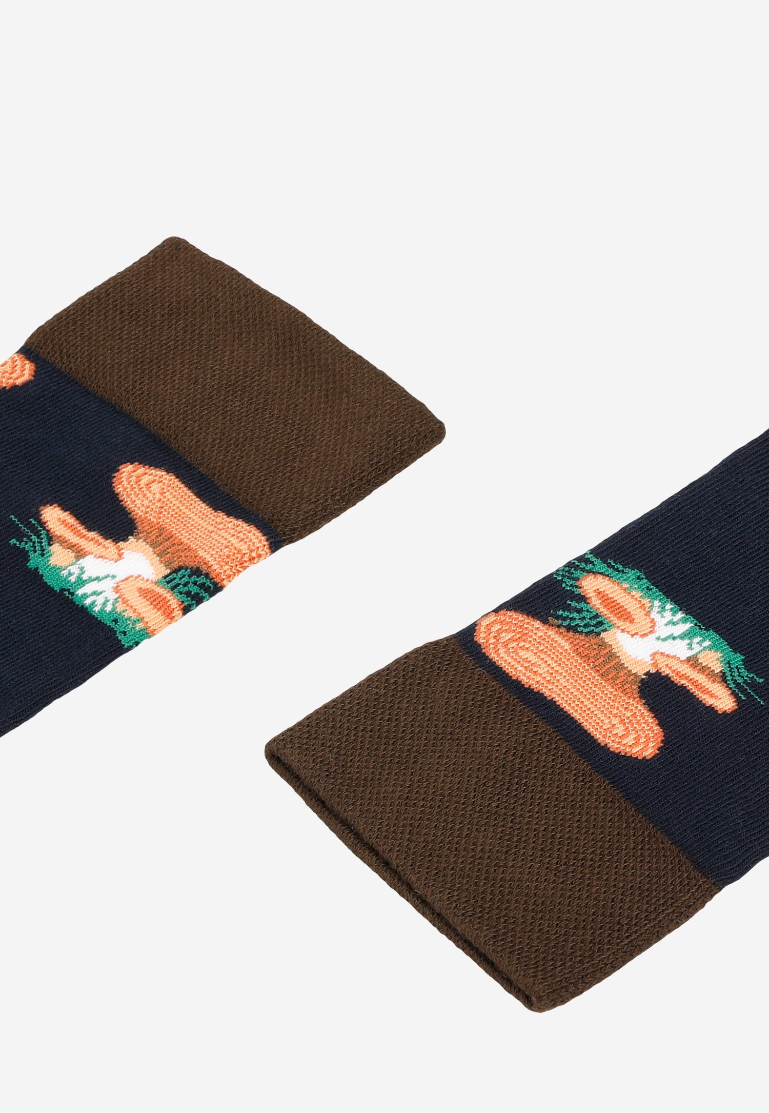 Granatowe skarpety w motyw grzybów