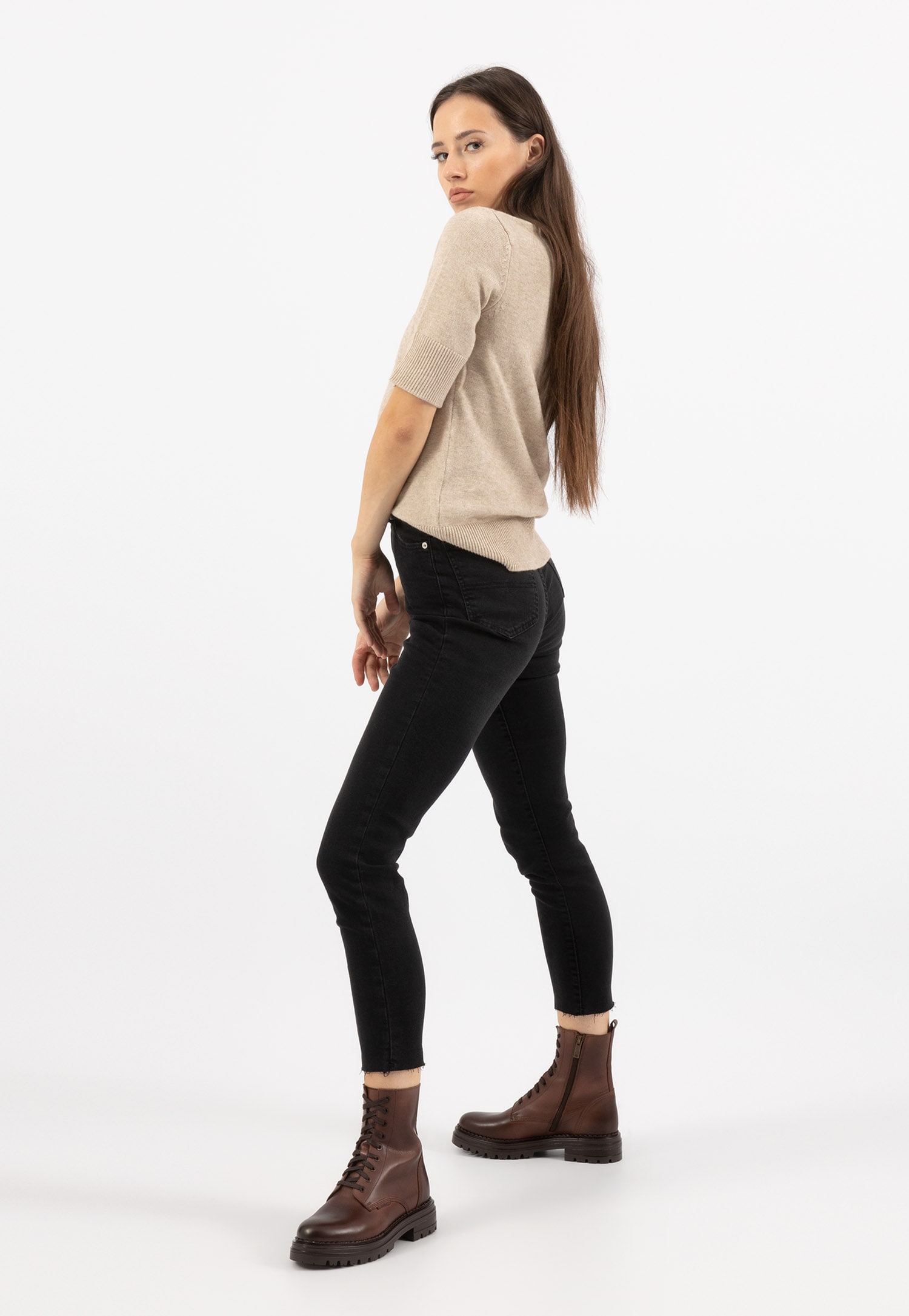 Brązowe bikery damskie ocieplane naturalną wełną