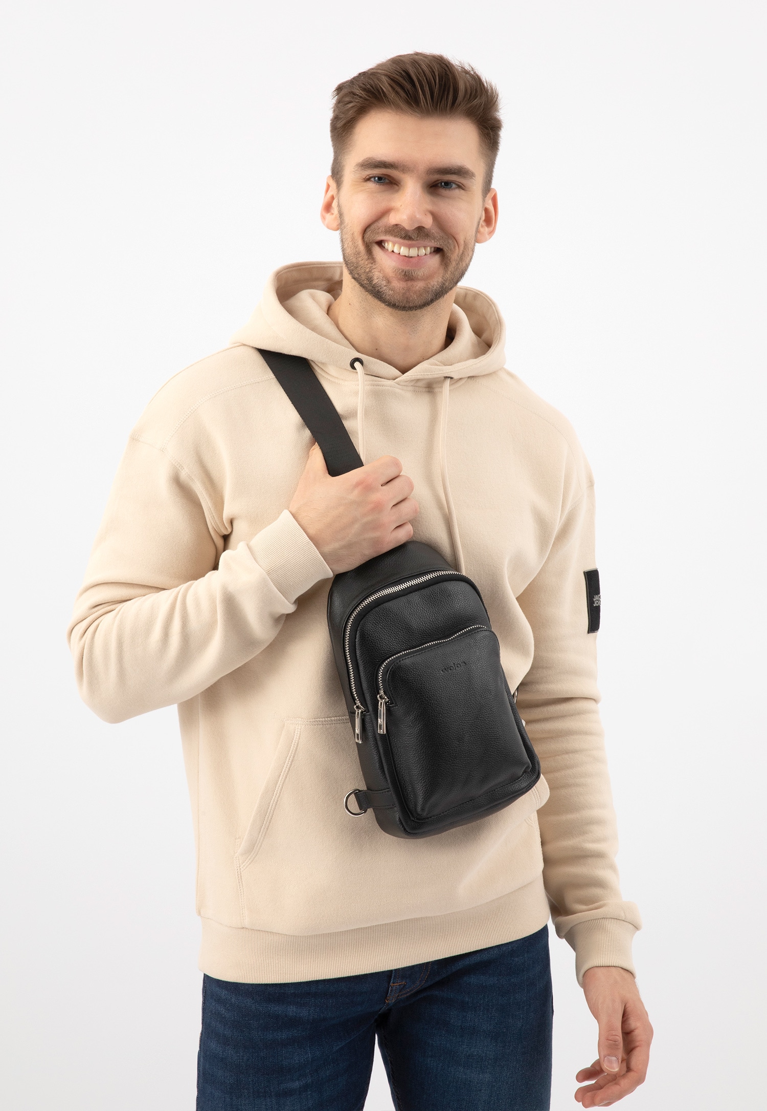 Czarna torba męska ze skóry licowej