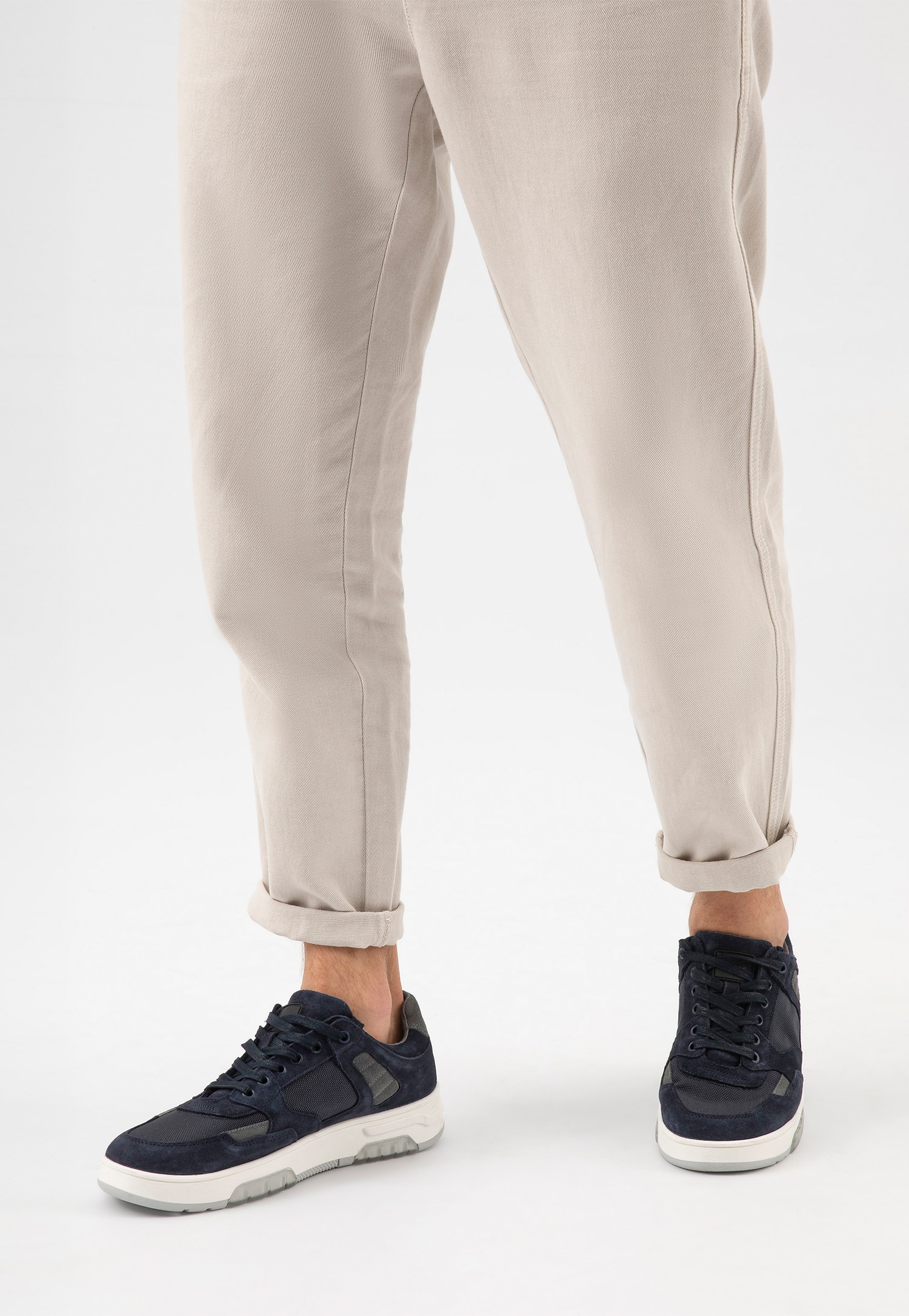 Granatowe półbuty męskie z szarymi wstawkami