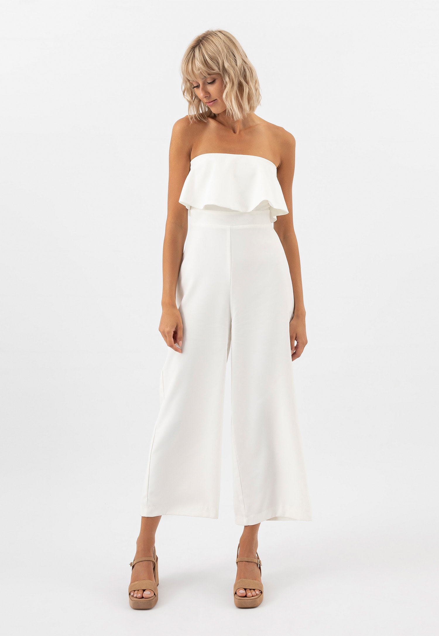 Beżowe sandały damskie z odkrytą piętą na szerokim słupku