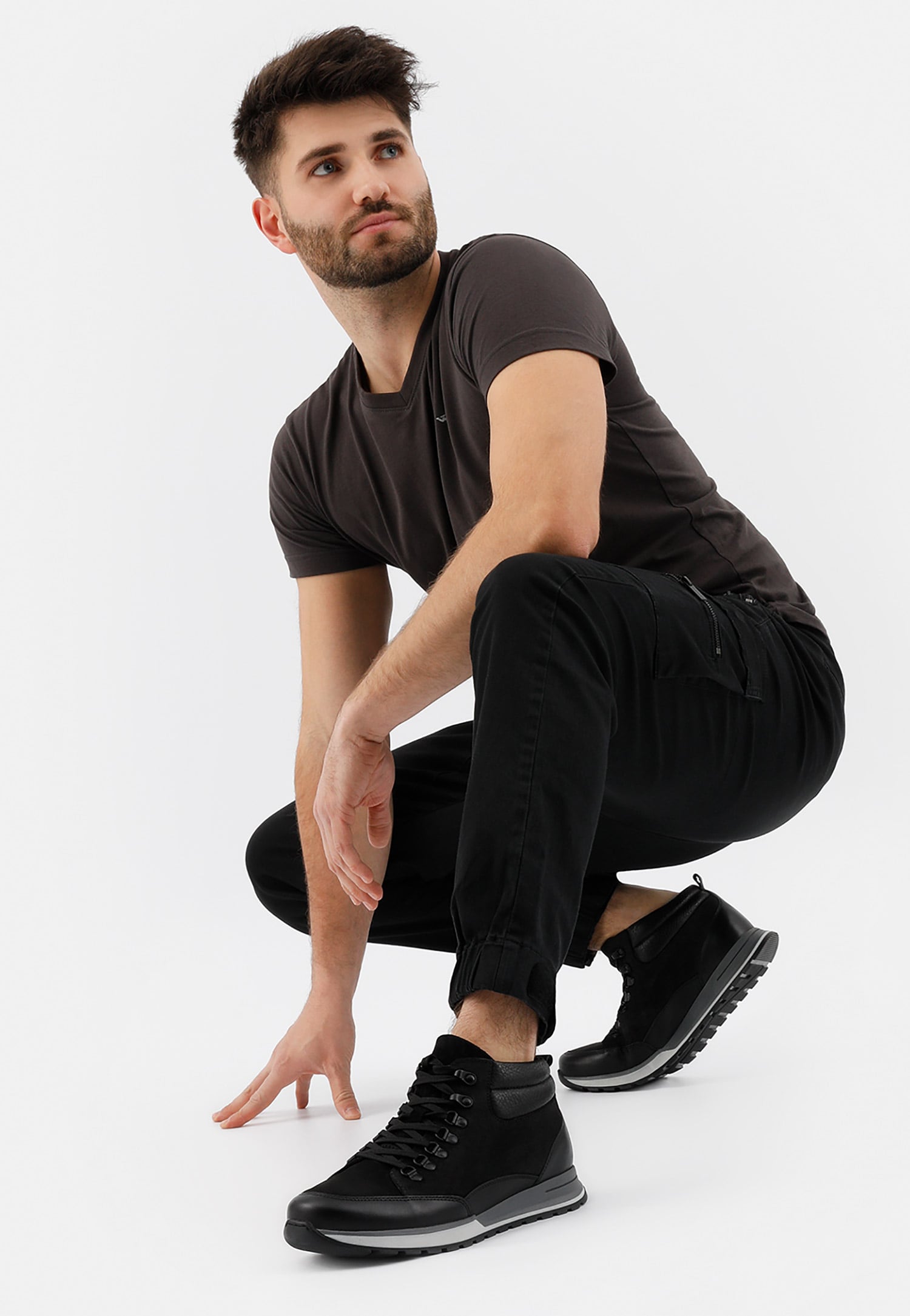 Czarne trzewiki męskie typu sneakers