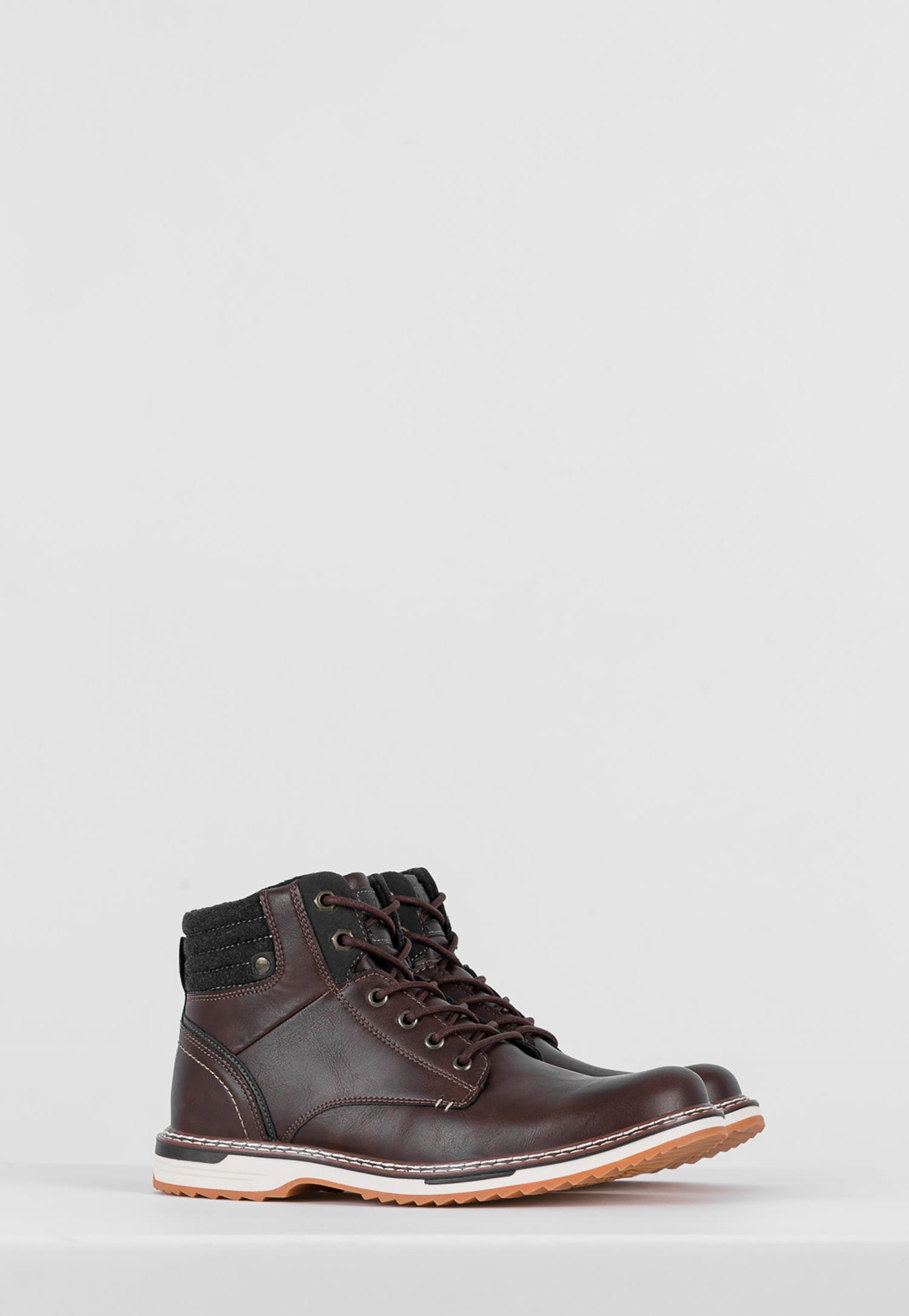 Brązowe trzewiki męskie typu workery