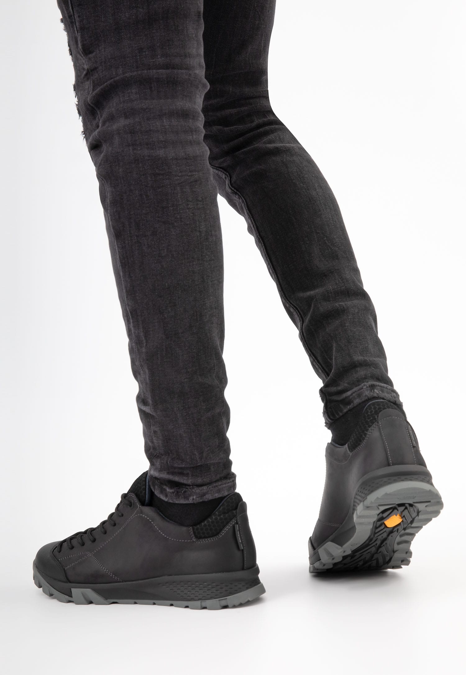 Półbuty męskie trekkingi w kolorze brązowym