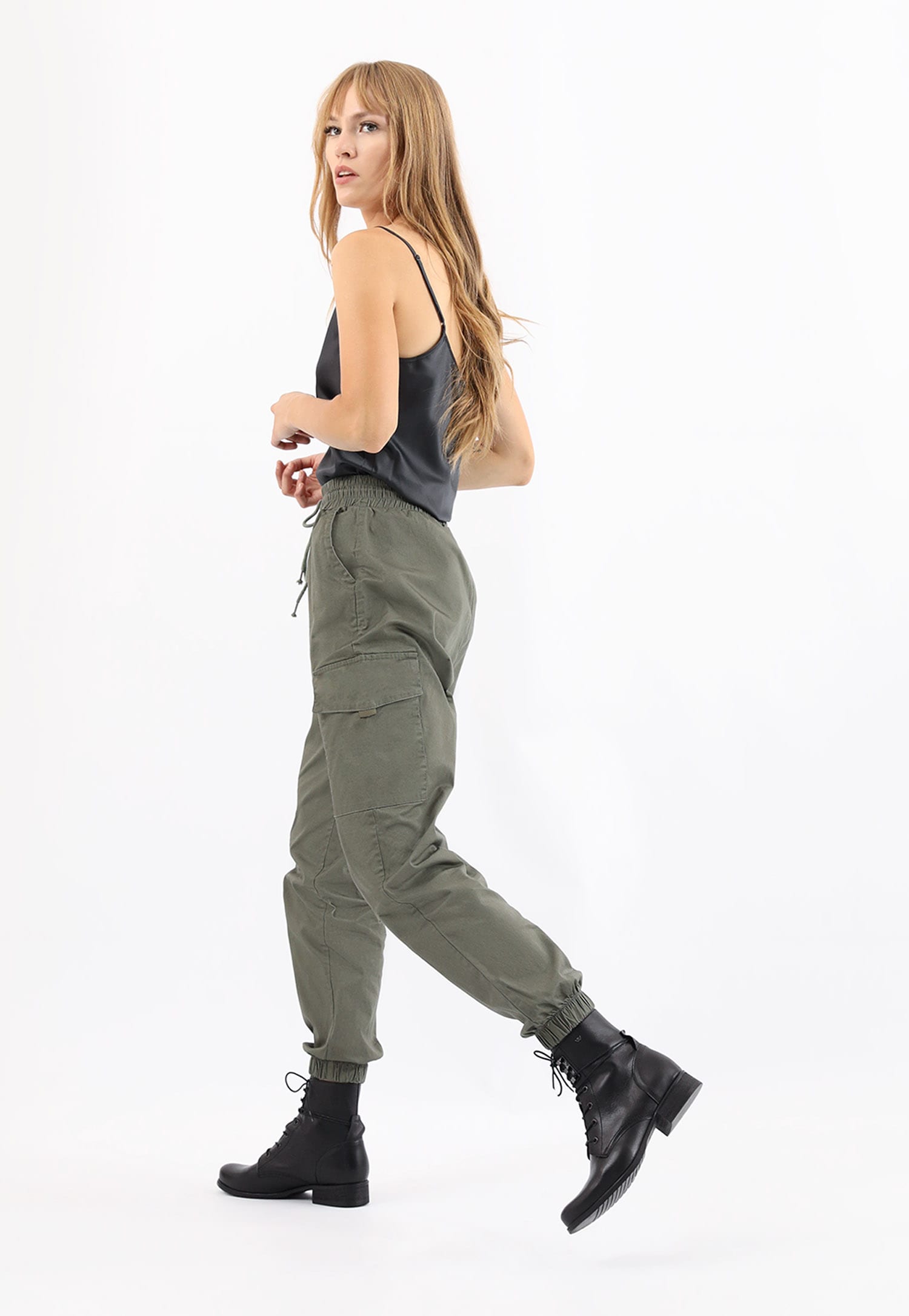 Czarne skórzane trzewiki damskie na jesień