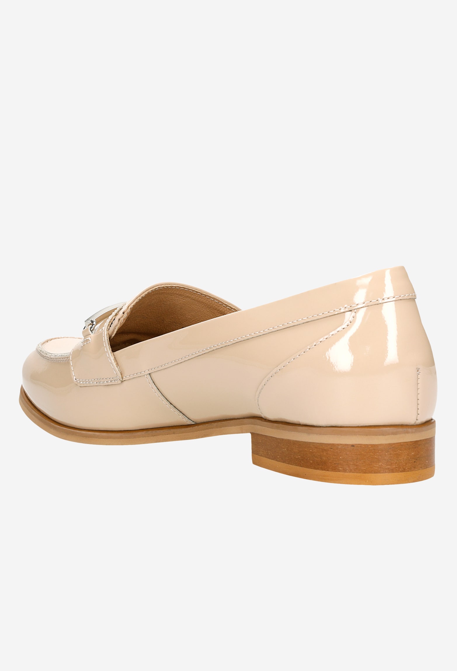 Beżowe lakierowane mokasyny damskie