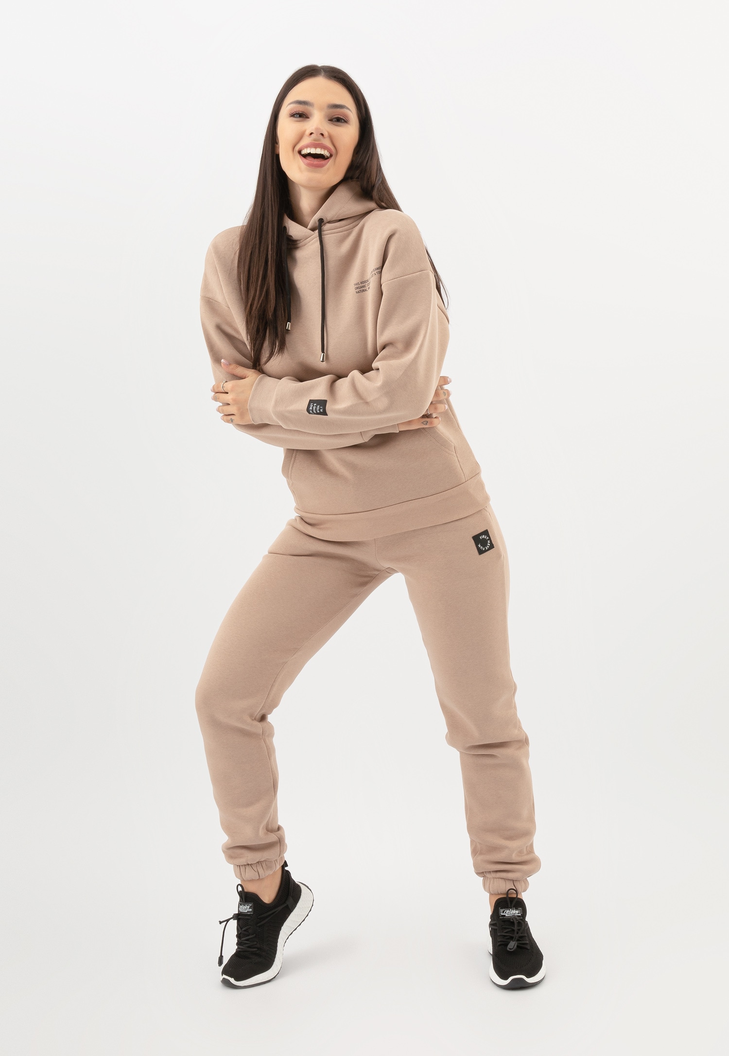 RELAKS damskie spodnie dresowe w kolorze czerwonym