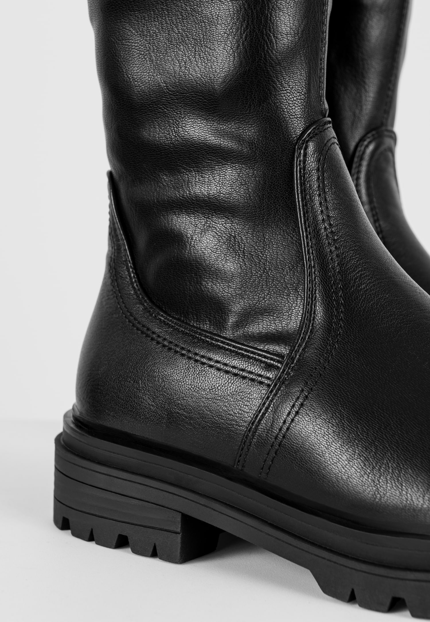 WJS czarne płaskie kozaki damskie z wysoką cholewką