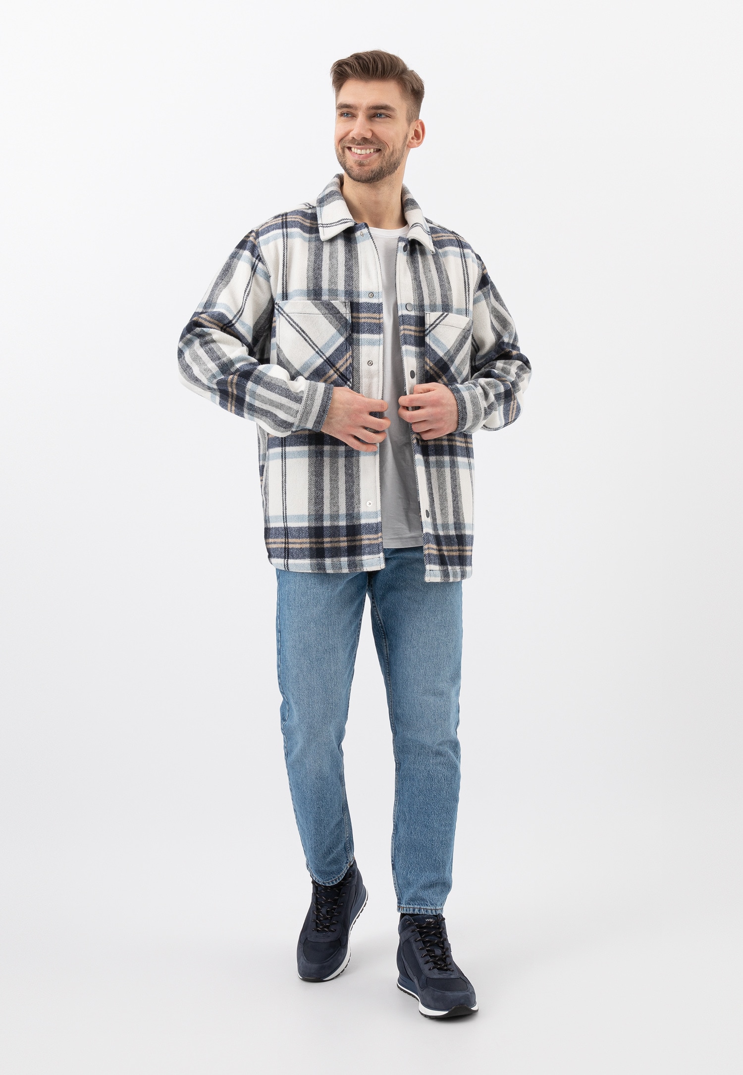 Granatowe sneakersy męskie nad kostkę