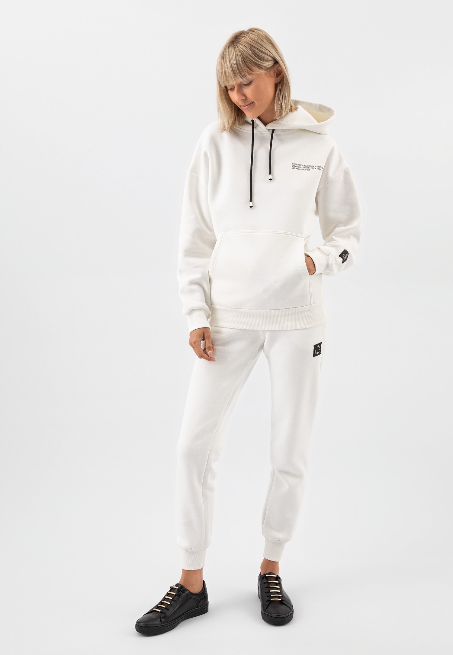 Beżowe spodnie dresowe RELAKS