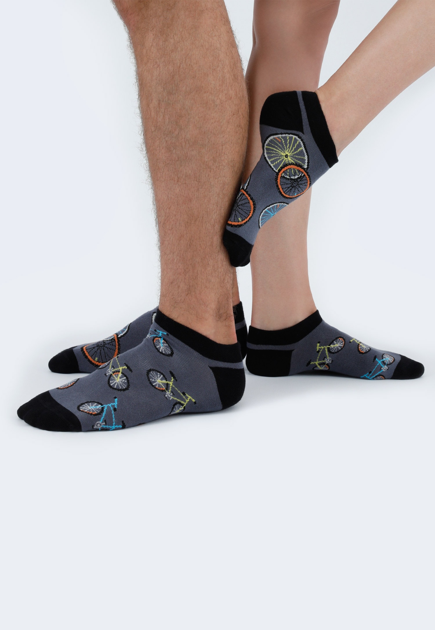 Zielono-granatowe stopki we wzór rowerowy