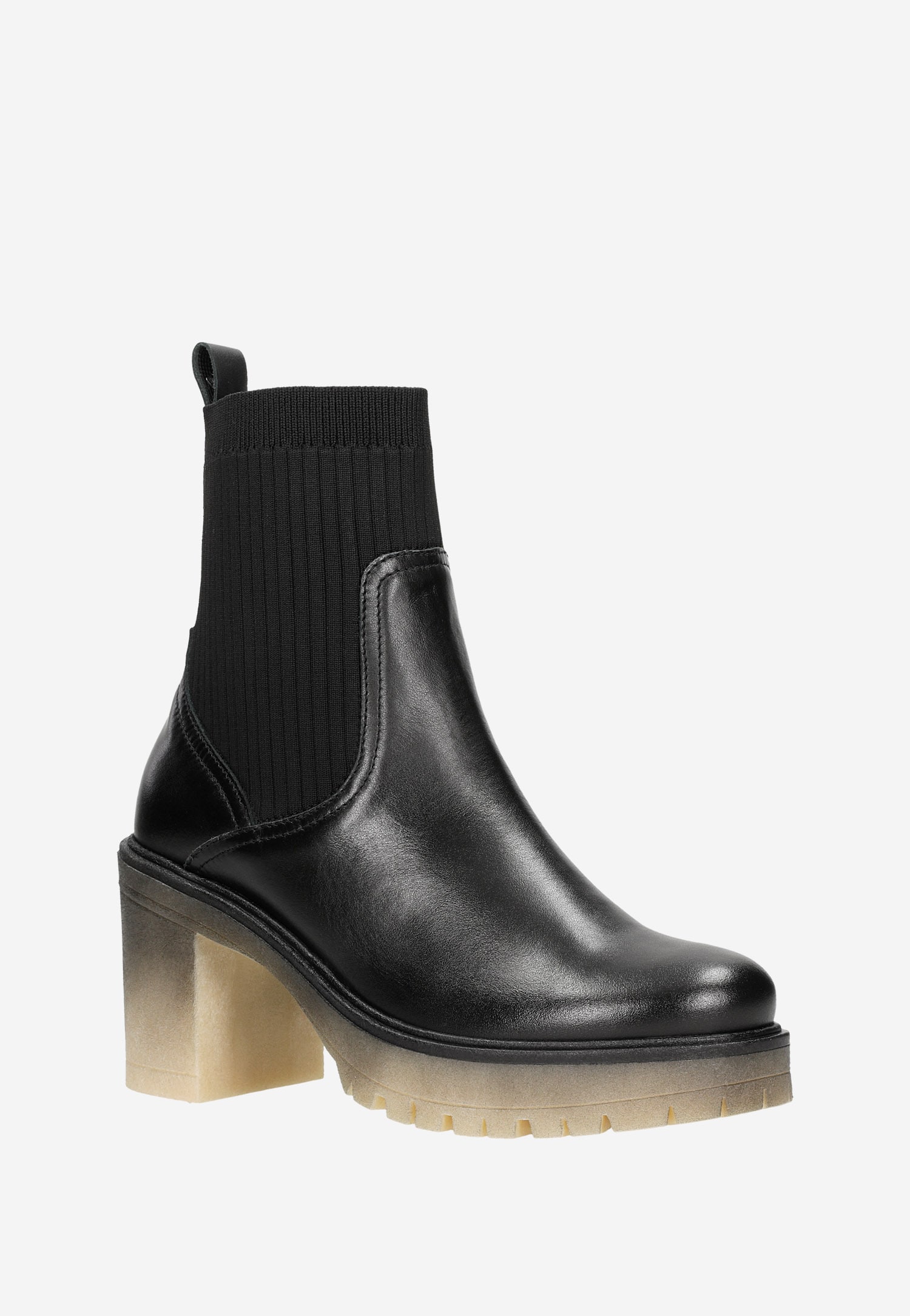 Czarne botki damskie na obcasie z cieniowaną podeszwą