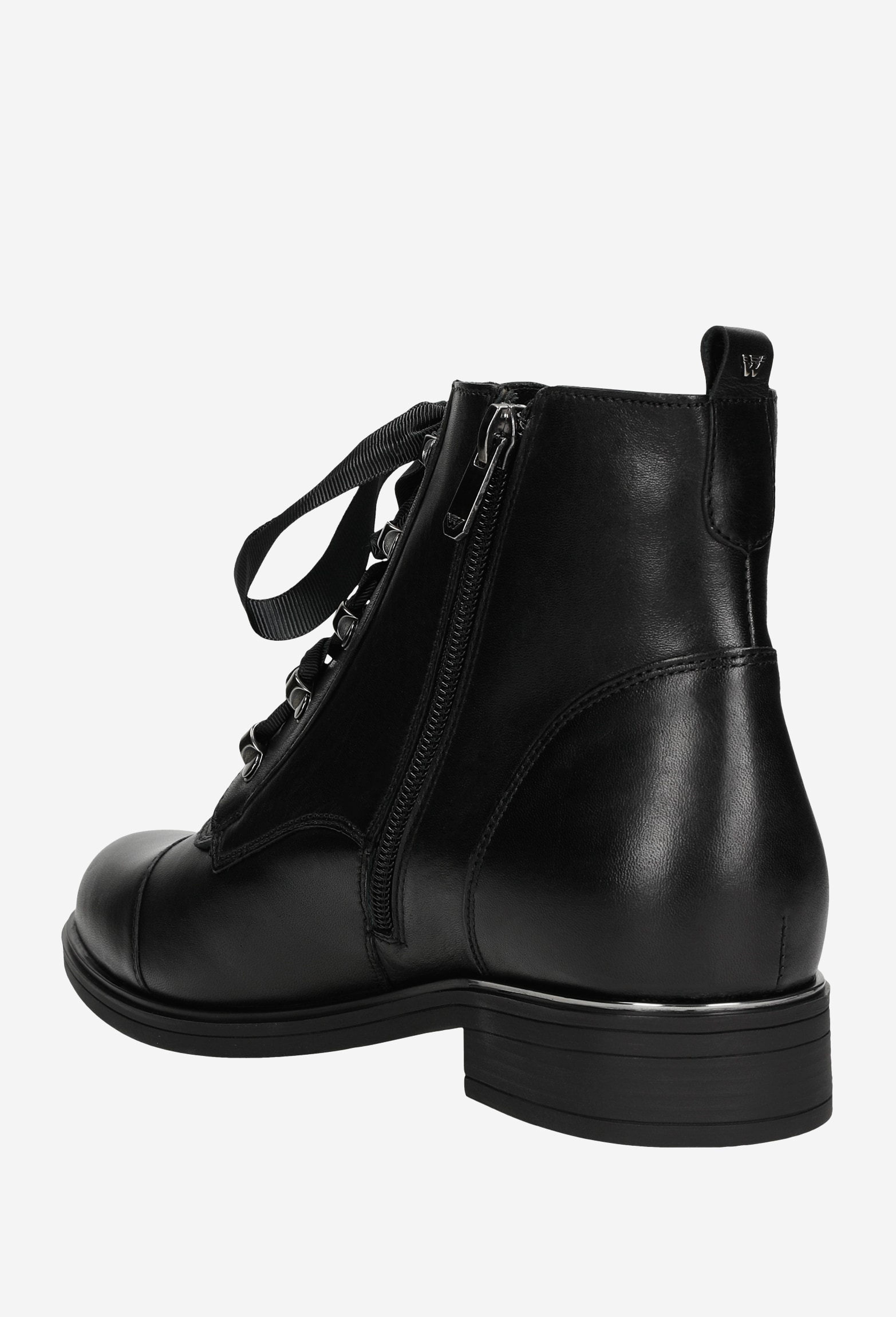 Czarne trzewiki damskie ze skóry licowej w stylu urban