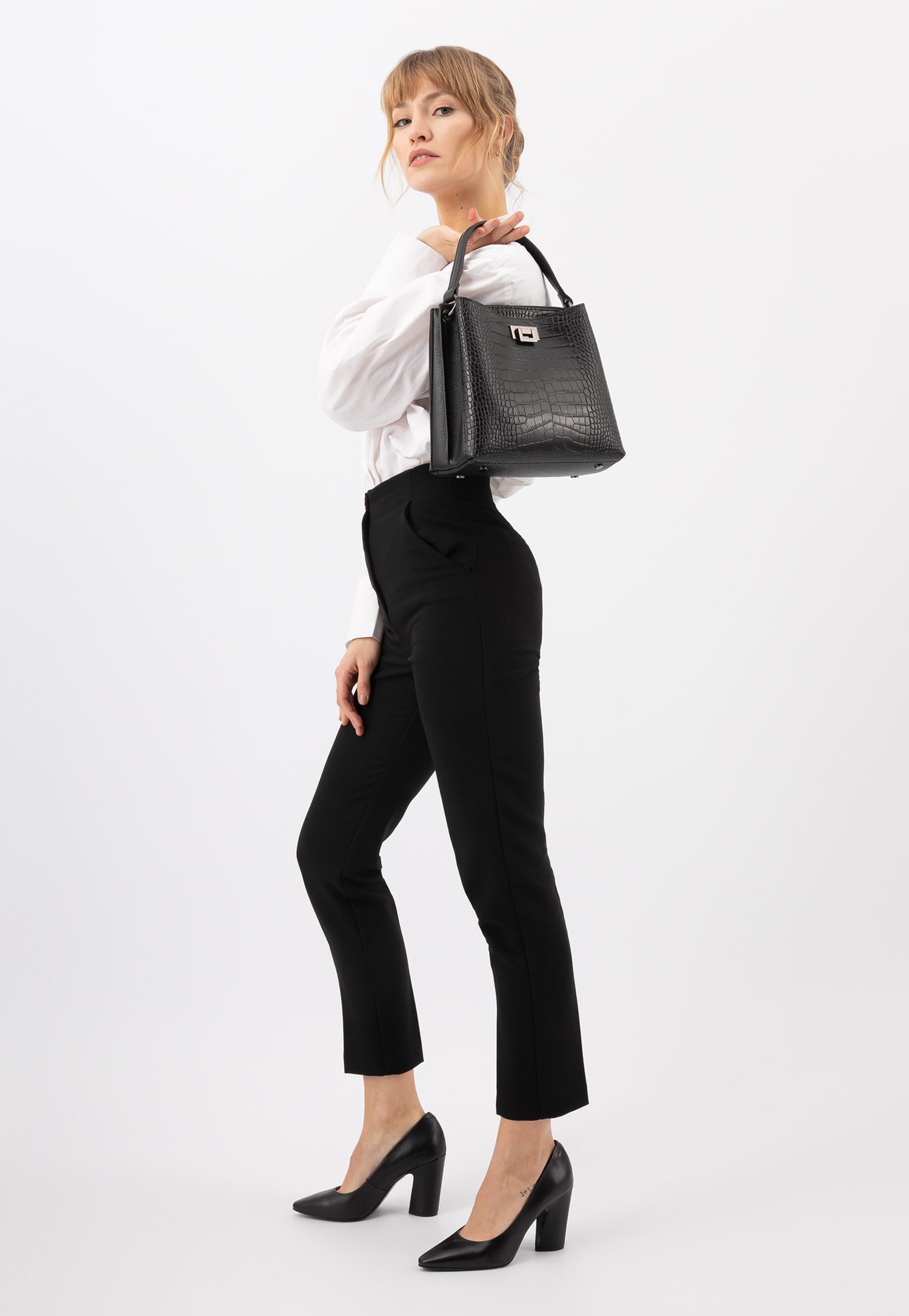 Duża ciemnobrązowa torebka damska kuferek z tłoczeniem